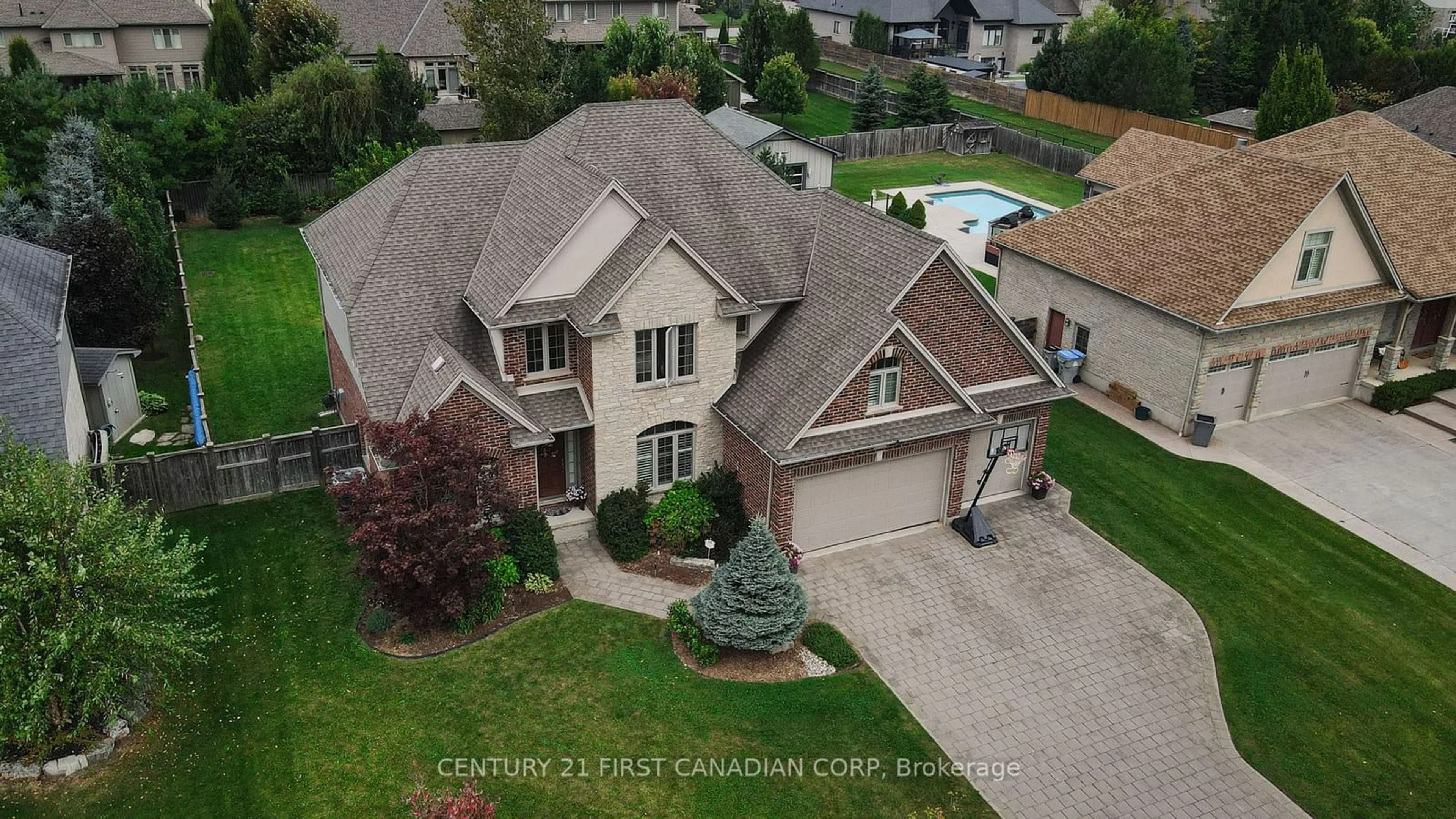 Frontside or backside of a home, the street view for 26 Baron Cres, Middlesex Centre Ontario N0L 1R0