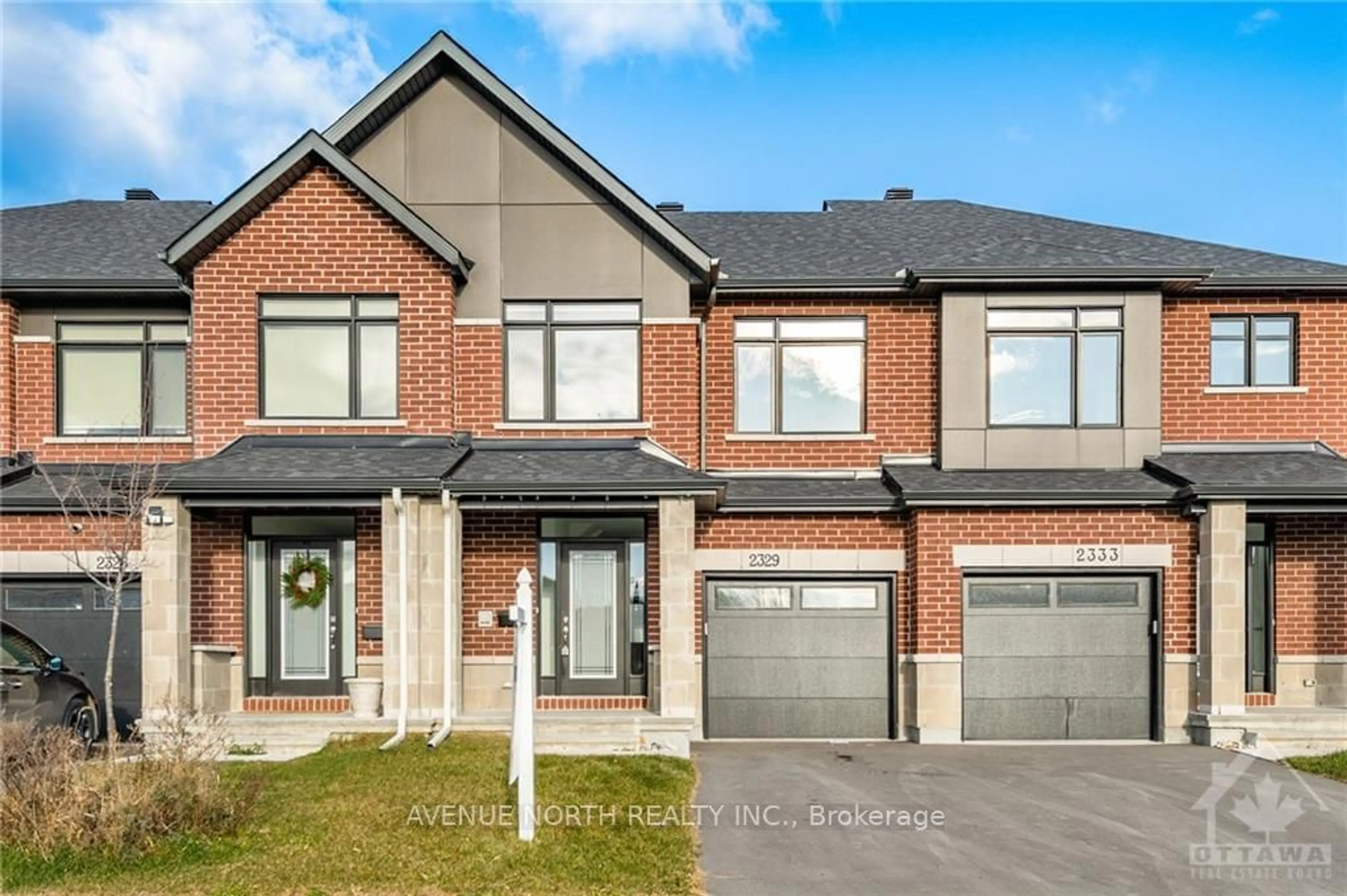 Home with brick exterior material for 2329 GOLDHAWK Dr, Stittsville - Munster - Richmond Ontario K2S 2X3