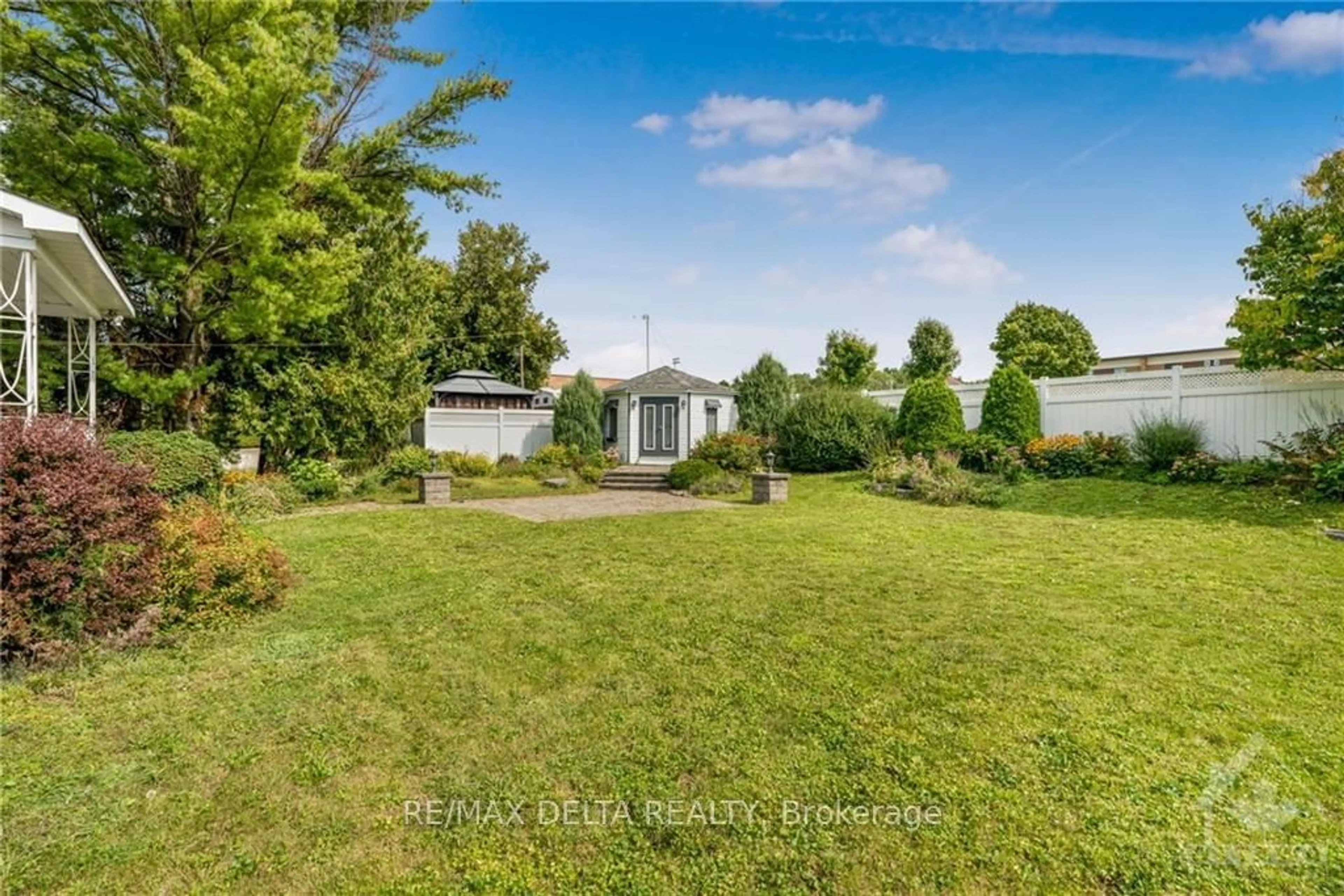 Frontside or backside of a home, the fenced backyard for 1595 DU PARC Ave, Clarence-Rockland Ontario K4K 1C3