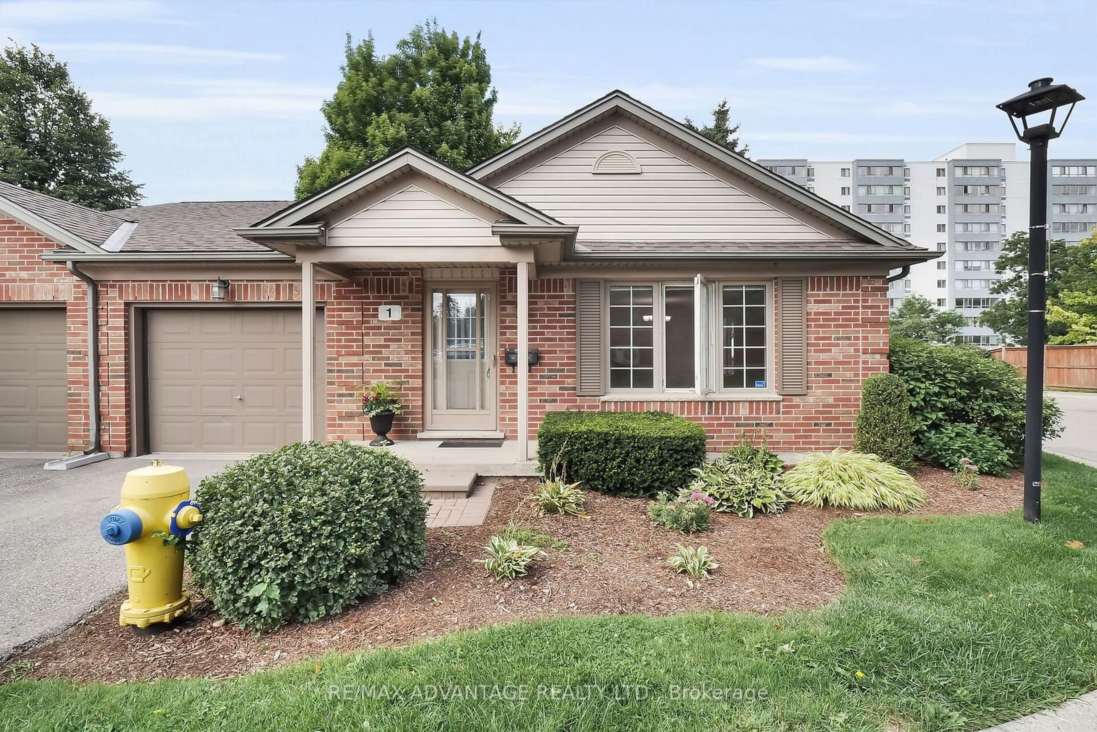 Home with brick exterior material for 515 Proudfoot Lane #1, London Ontario N6H 5N9