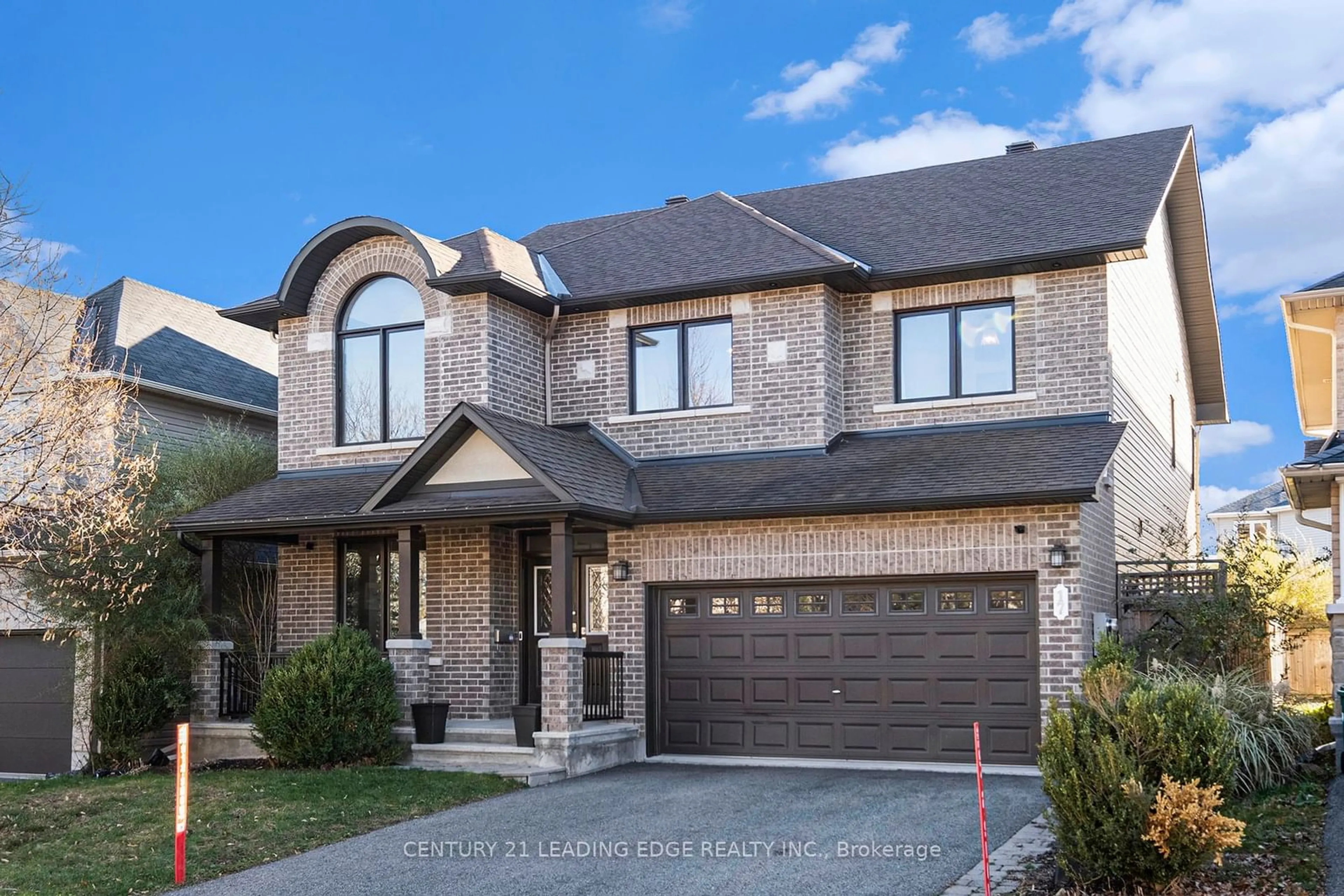 Home with brick exterior material for 17 Rutherglen Terr, Kanata Ontario K2K 3A5