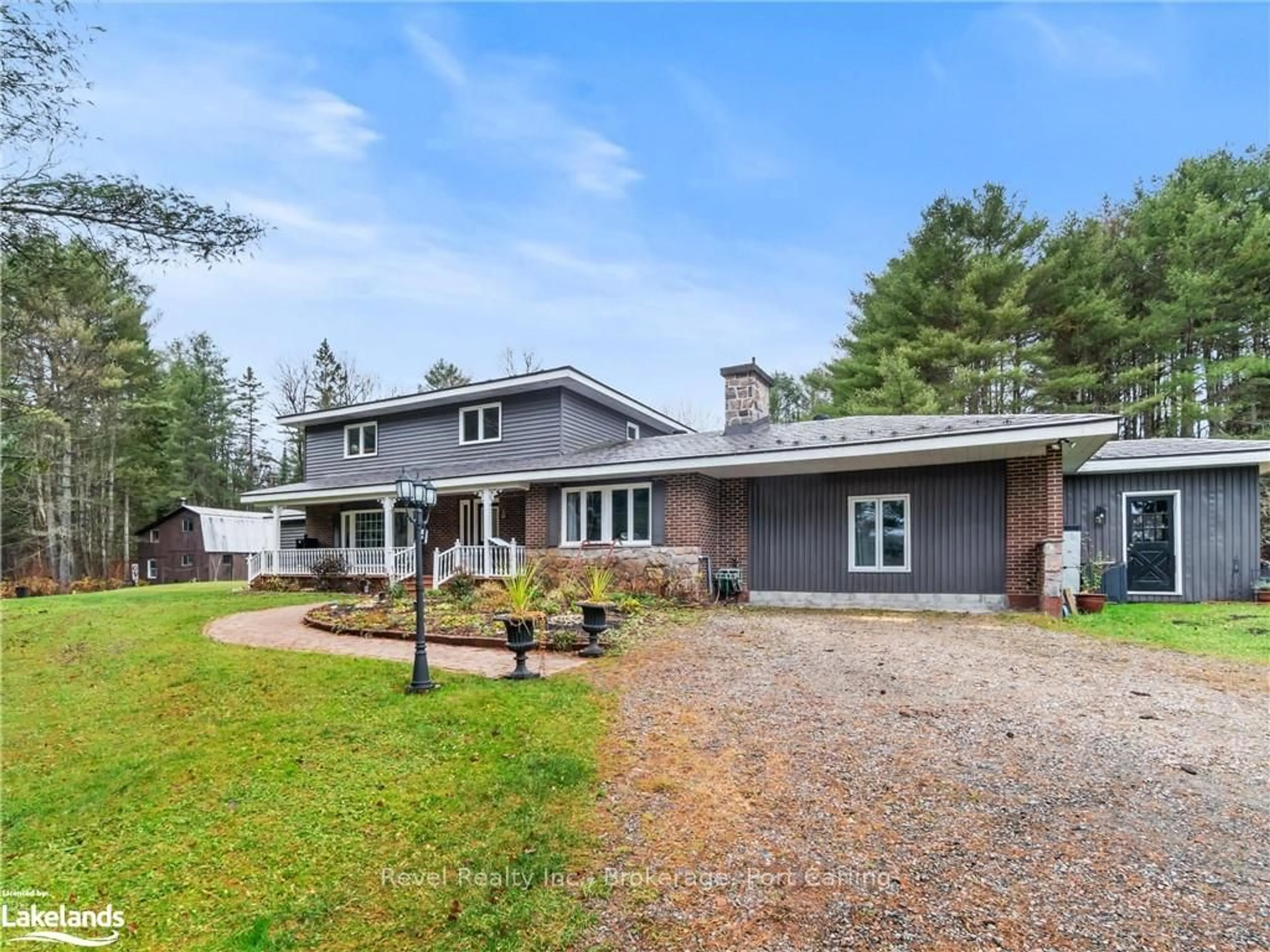 Frontside or backside of a home, cottage for 1021 CHERISH CREEK Rd, Bracebridge Ontario P1L 1X1