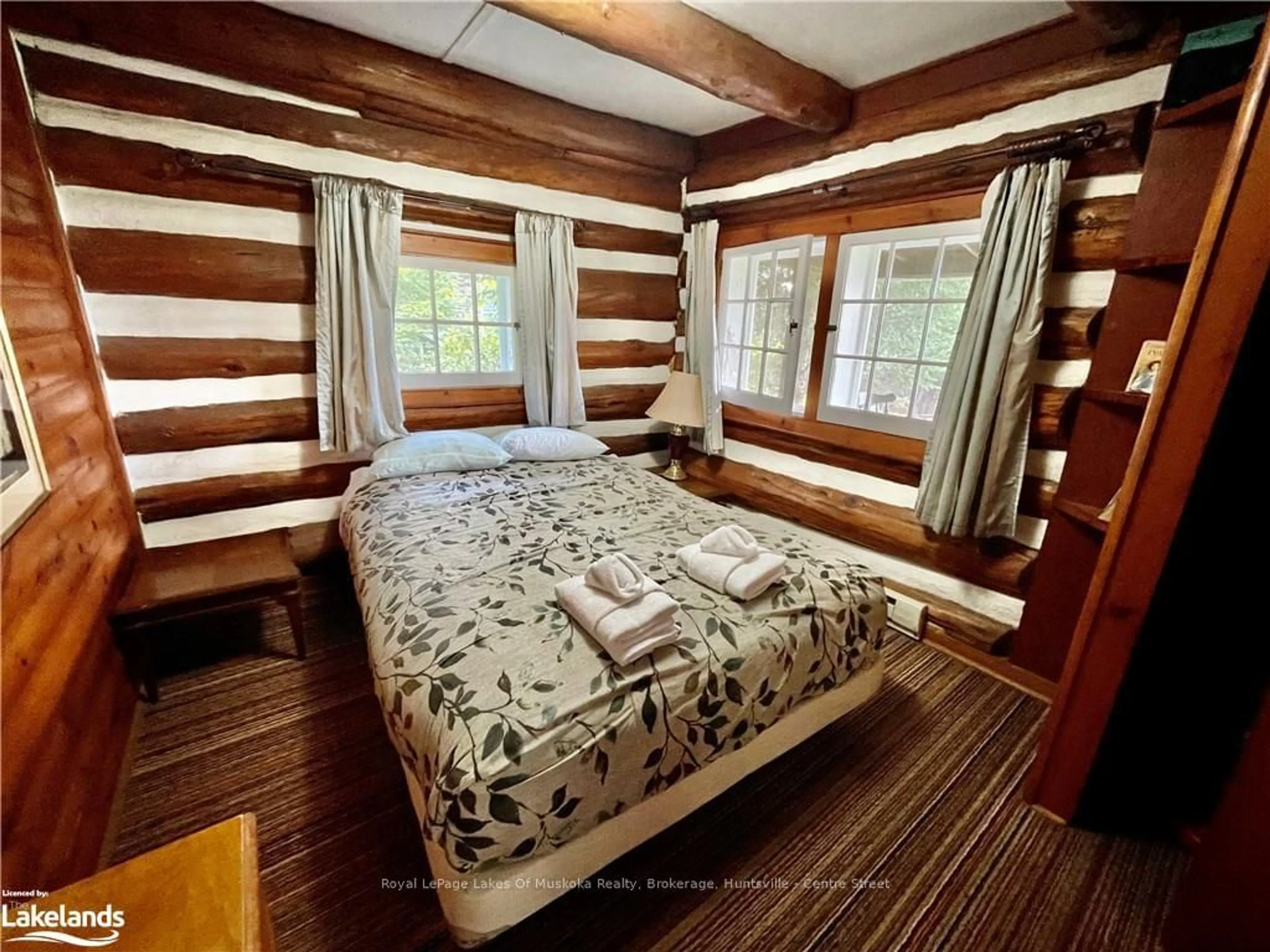 Bedroom, wood floors for 1341 BILLIE BEAR Rd #5, Lake of Bays Ontario P1H 2J6