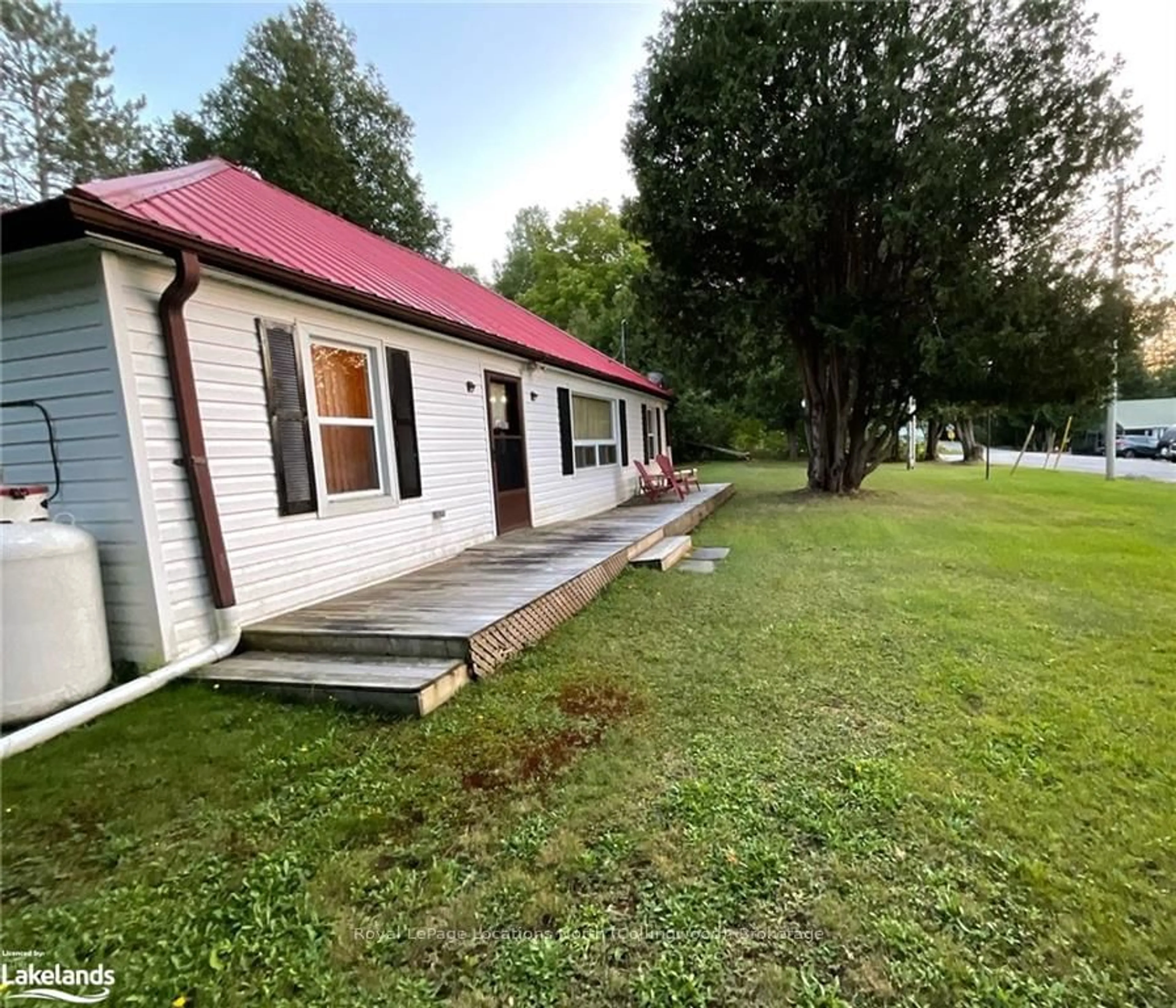 Frontside or backside of a home, cottage for 345 DOE LAKE RD Rd, Armour Ontario P0A 1L0