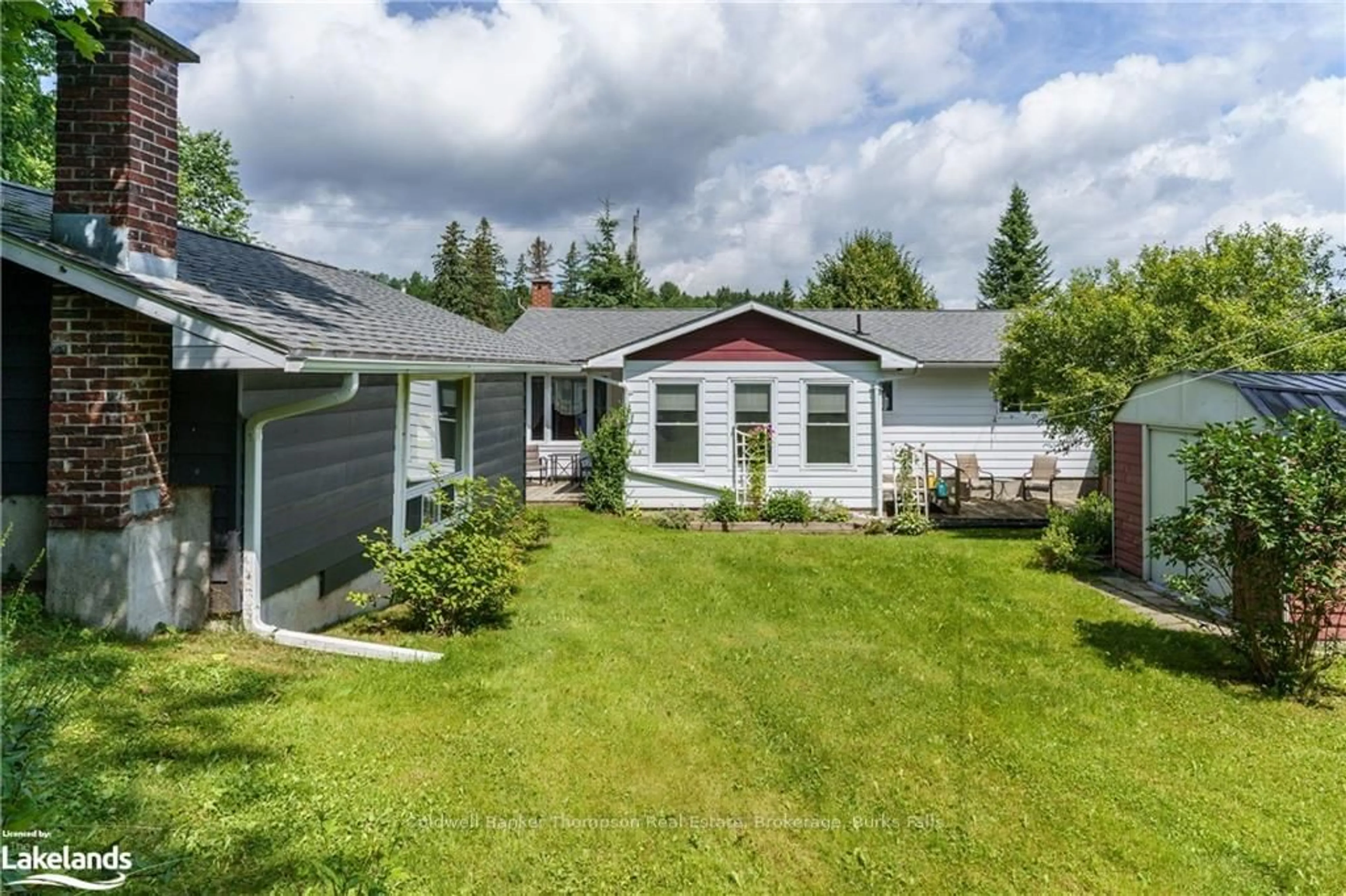 Frontside or backside of a home, cottage for 234 YONGE St, Burk's Falls Ontario P0A 1C0