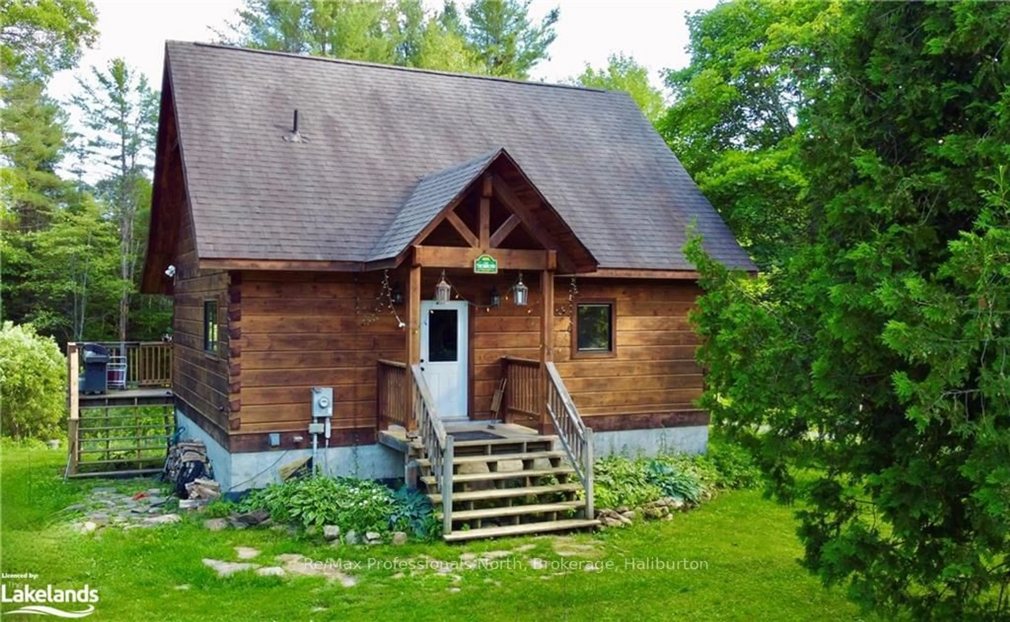 A pic from exterior of the house or condo, cottage for 1008 BOSHKUNG LAKE Rd, Algonquin Highlands Ontario K0M 1J1