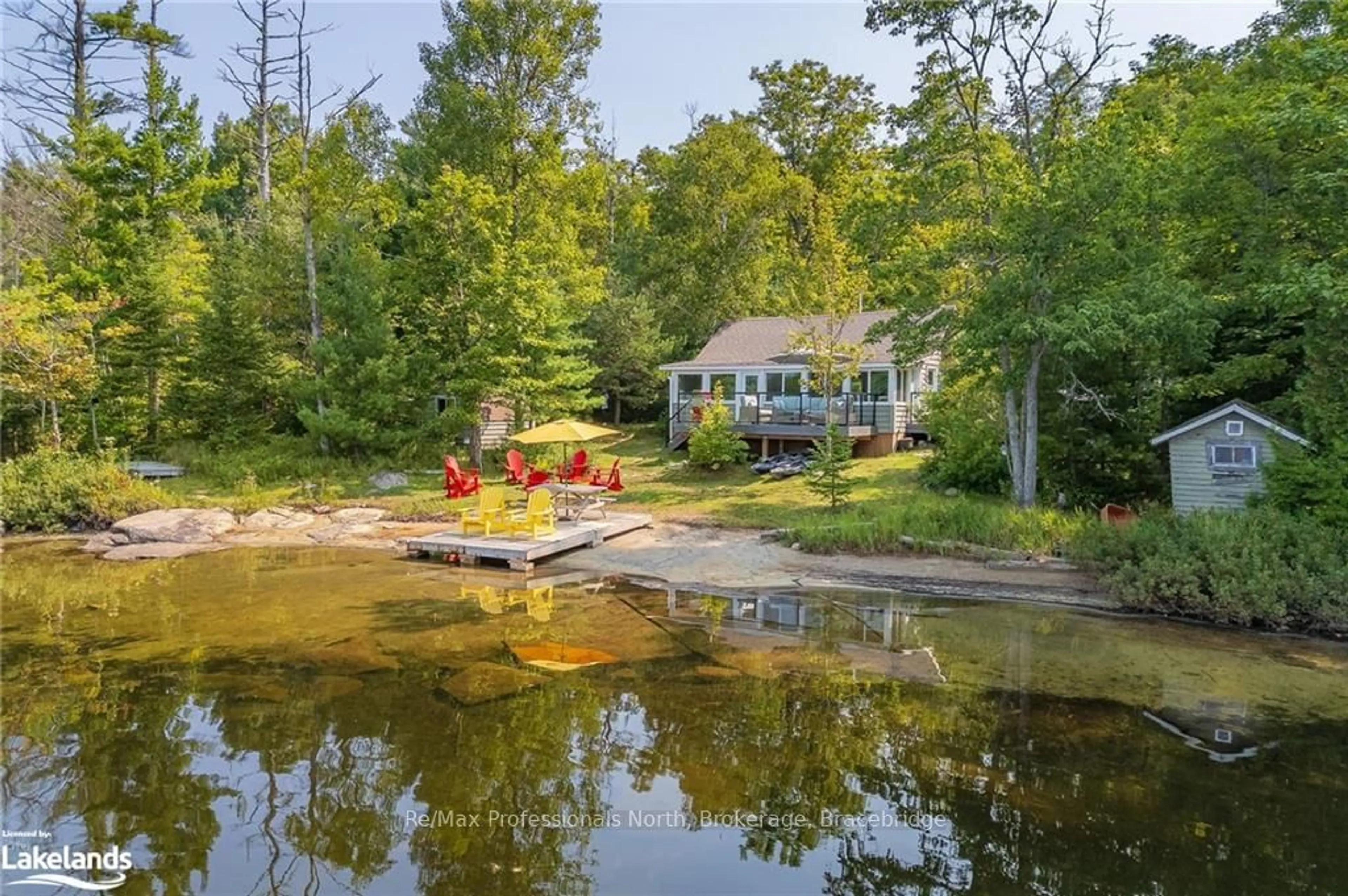 Patio, cottage for 3716 BRUNEL Rd, Lake of Bays Ontario P0B 1E0