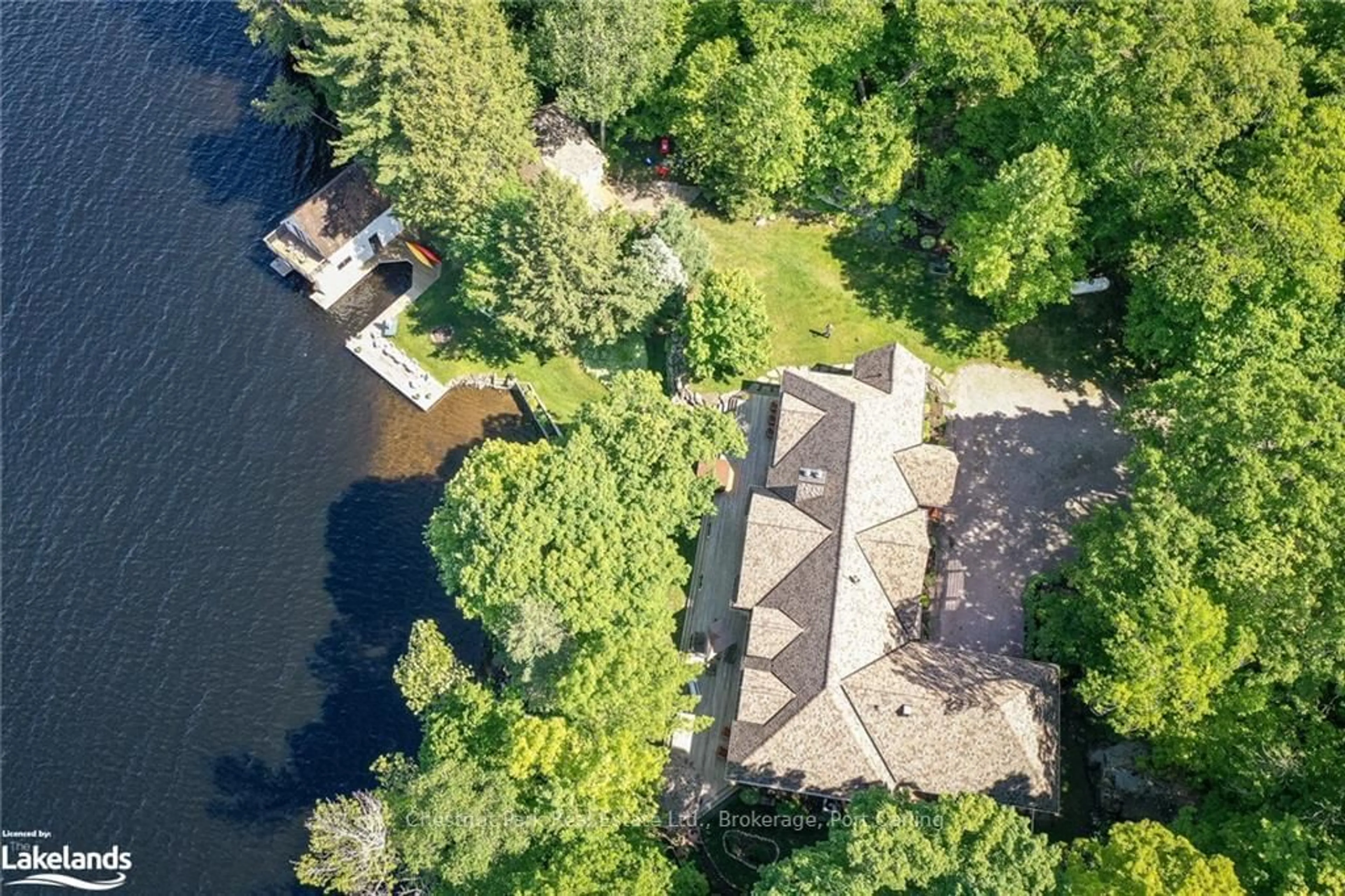 A pic from exterior of the house or condo, cottage for 1113 BRADLEY RD #8, Muskoka Lakes Ontario P1P 1R2