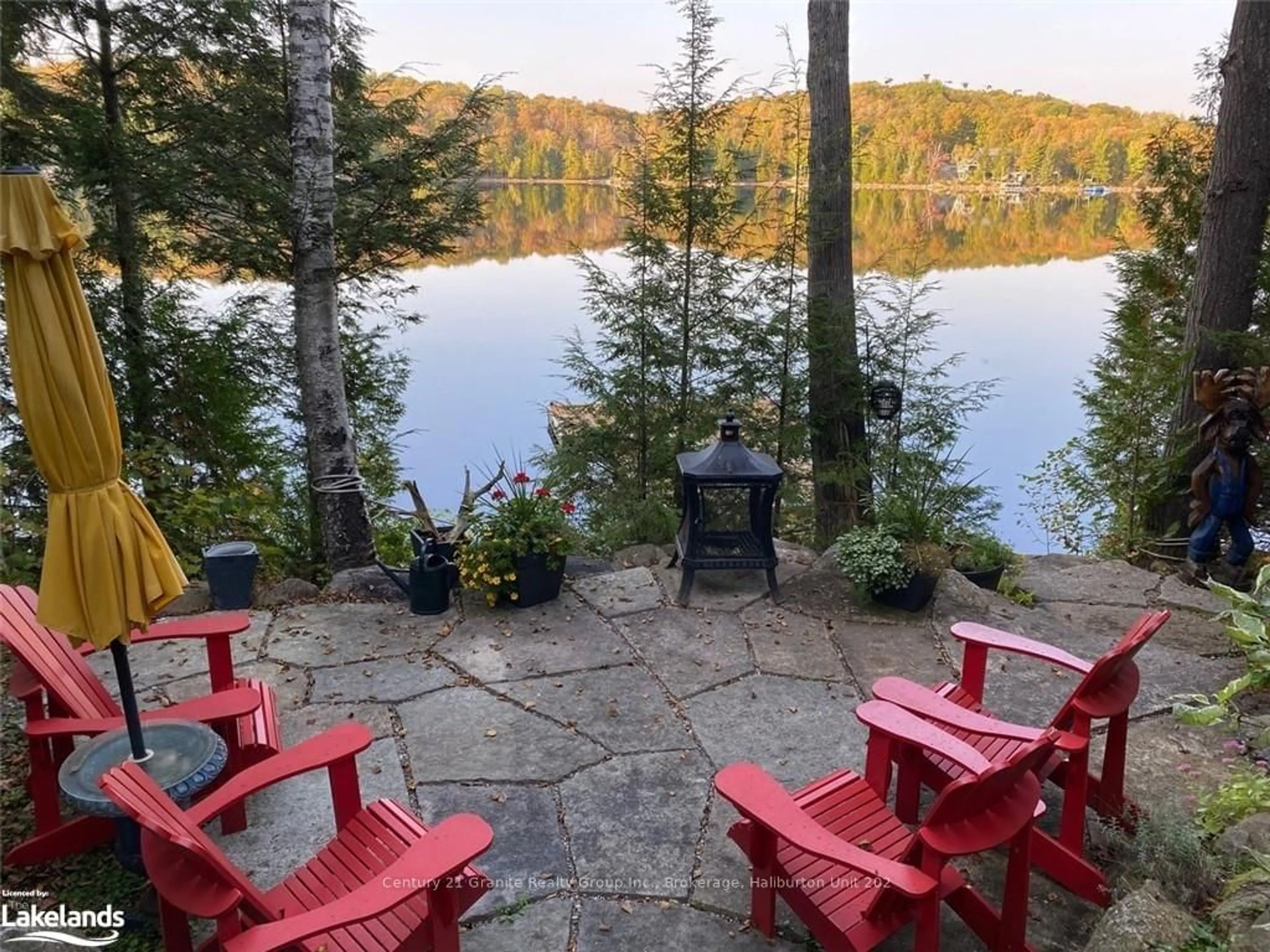 Patio, cottage for 1052 NUTCRACKER Tr, Highlands East Ontario K0M 1S0