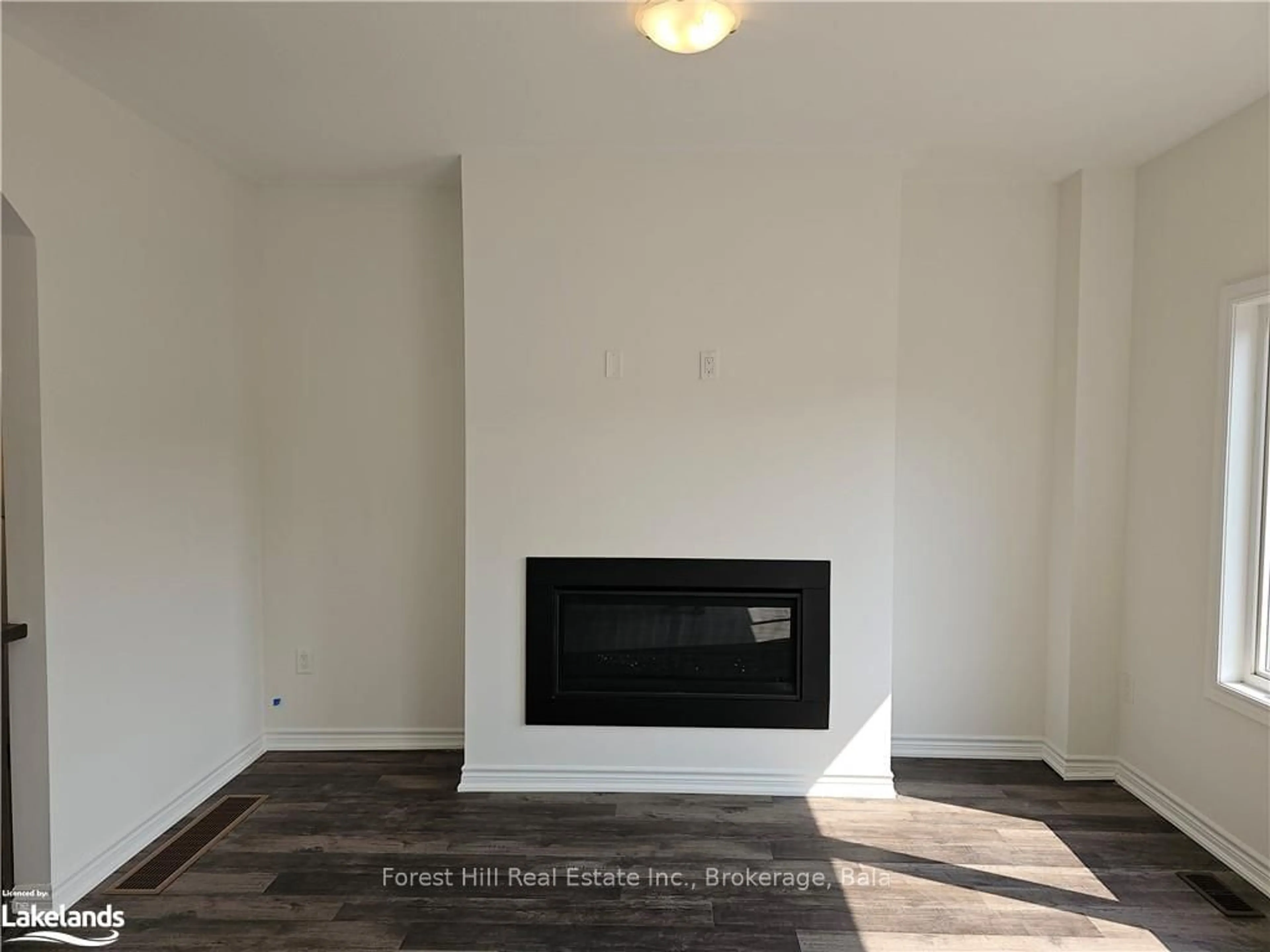 A pic of a room, not visible floor for 440 BEECHWOOD FOREST Lane, Gravenhurst Ontario P1P 1A7