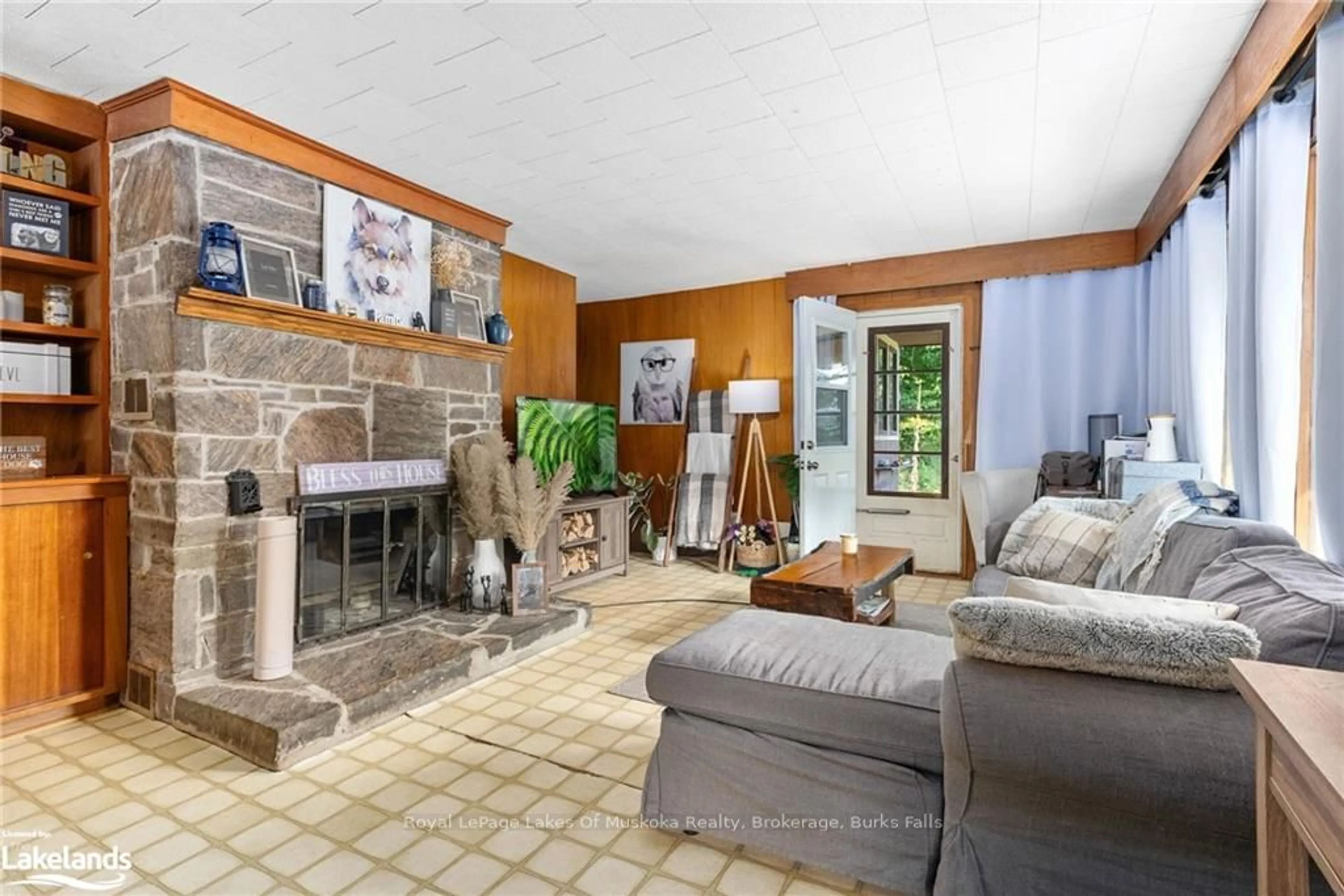 Living room, wood floors for 165 JAMES CAMP Rd, Ryerson Ontario P0A 1C0