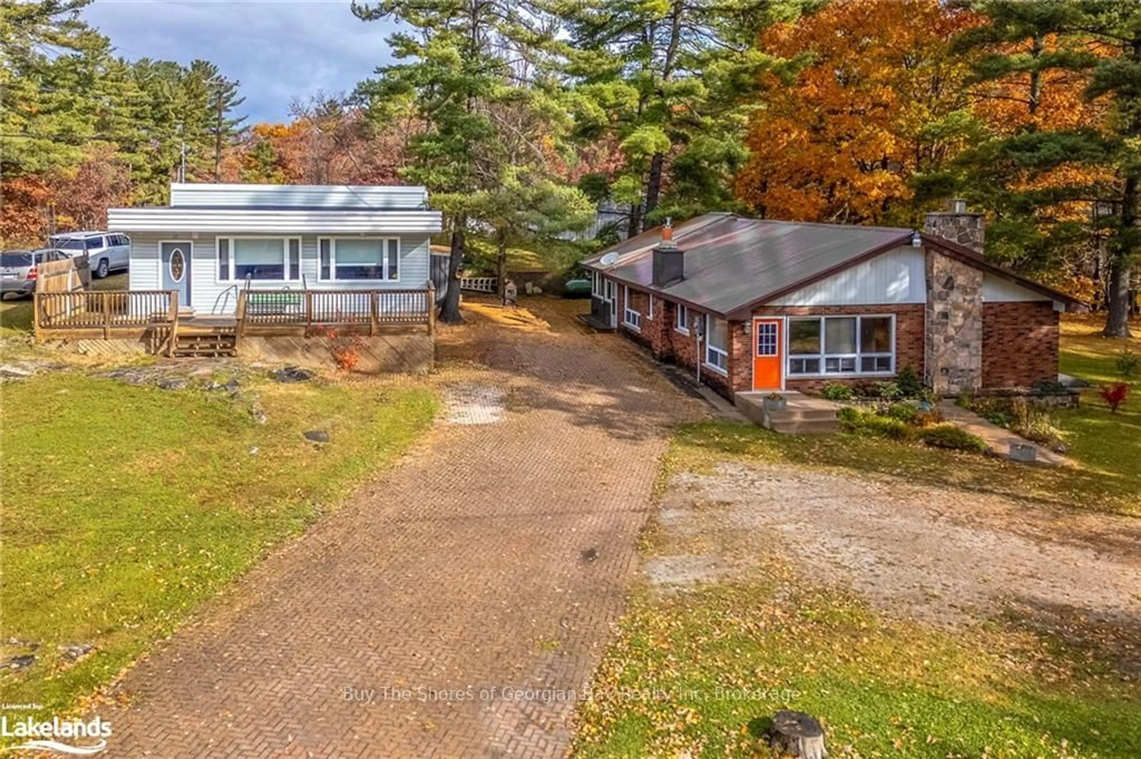 A pic from exterior of the house or condo, cottage for 2512 HONEY HARBOUR Rd, Georgian Bay Ontario P0E 1E0