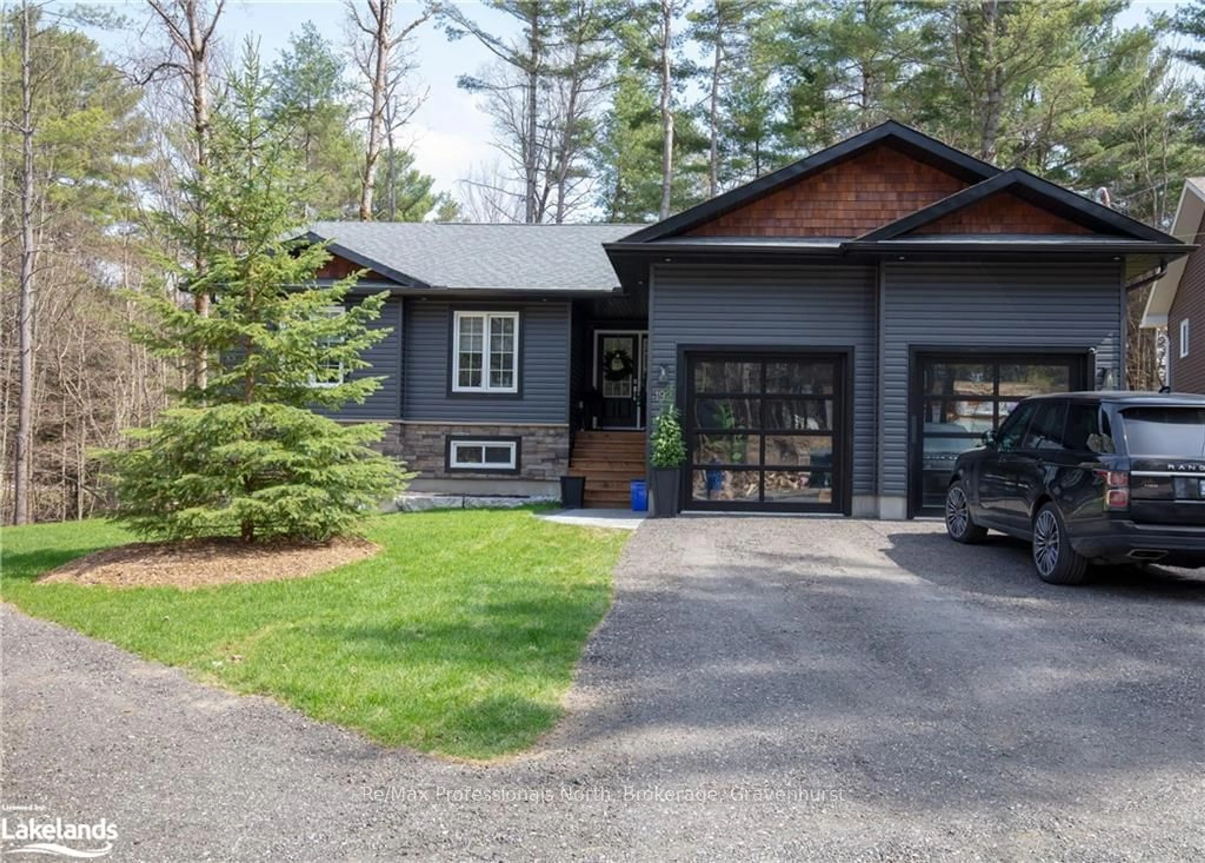 Frontside or backside of a home, cottage for 260 STEPHENSON 2 Rd, Huntsville Ontario P0B 1M0