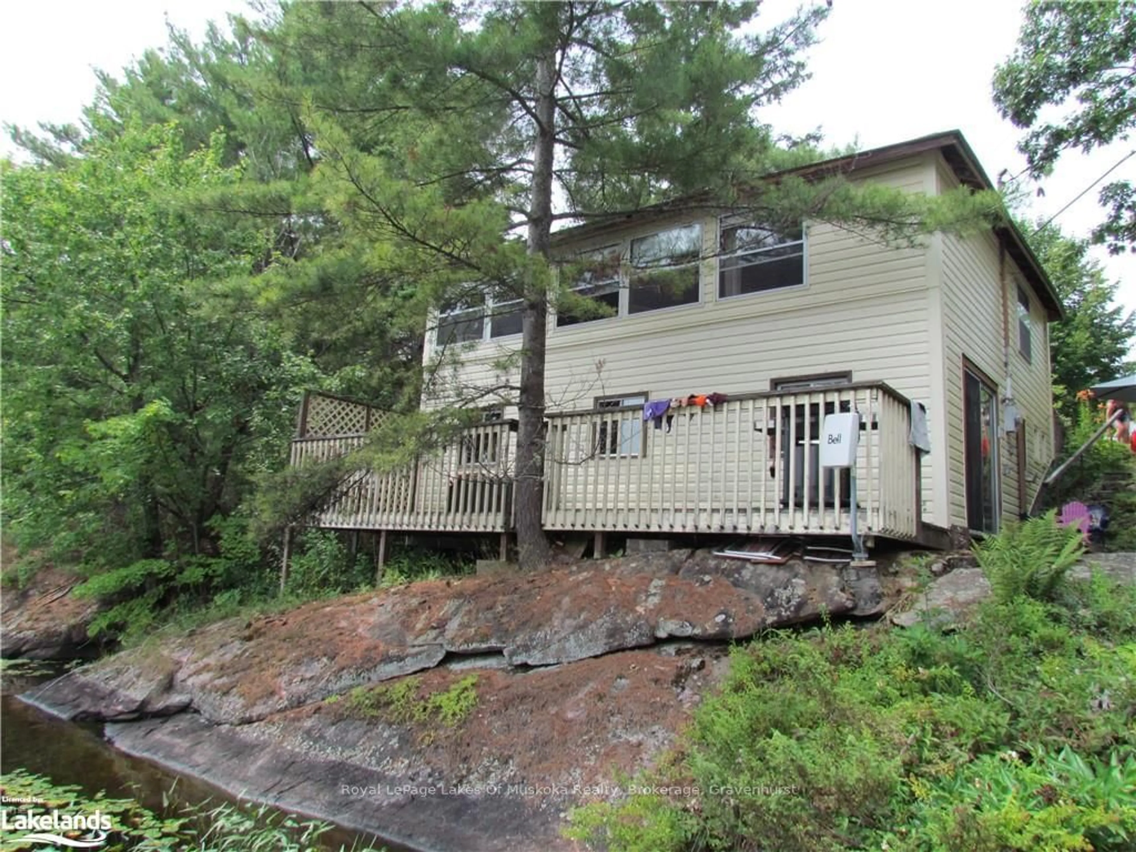 A pic from exterior of the house or condo, cottage for 2-1051 WIGWAM LODGE Rd, Gravenhurst Ontario P0E 1G0