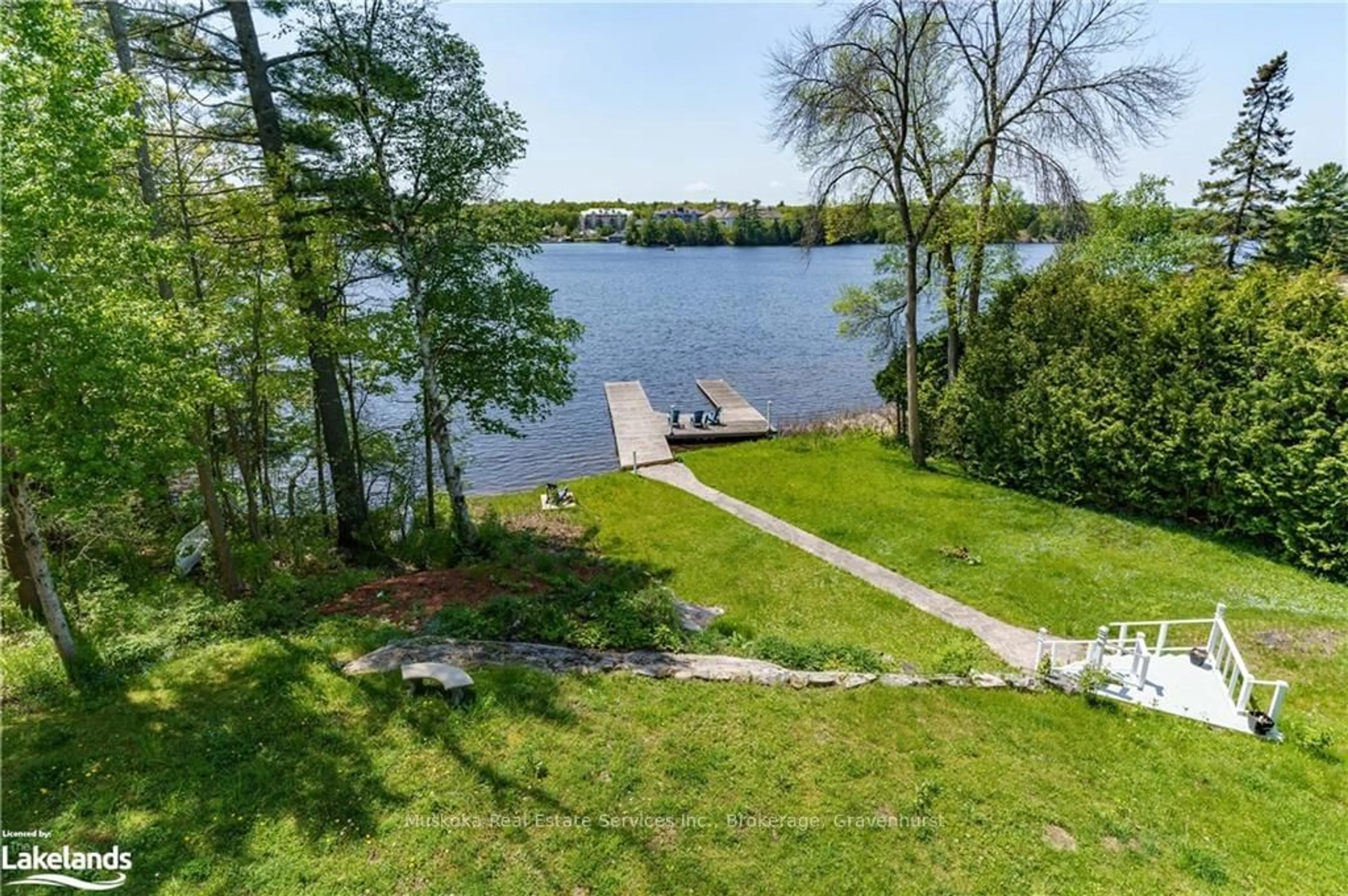 Patio, the view of lake or river for 135 ABBEY Lane #2, Gravenhurst Ontario P1P 1E3