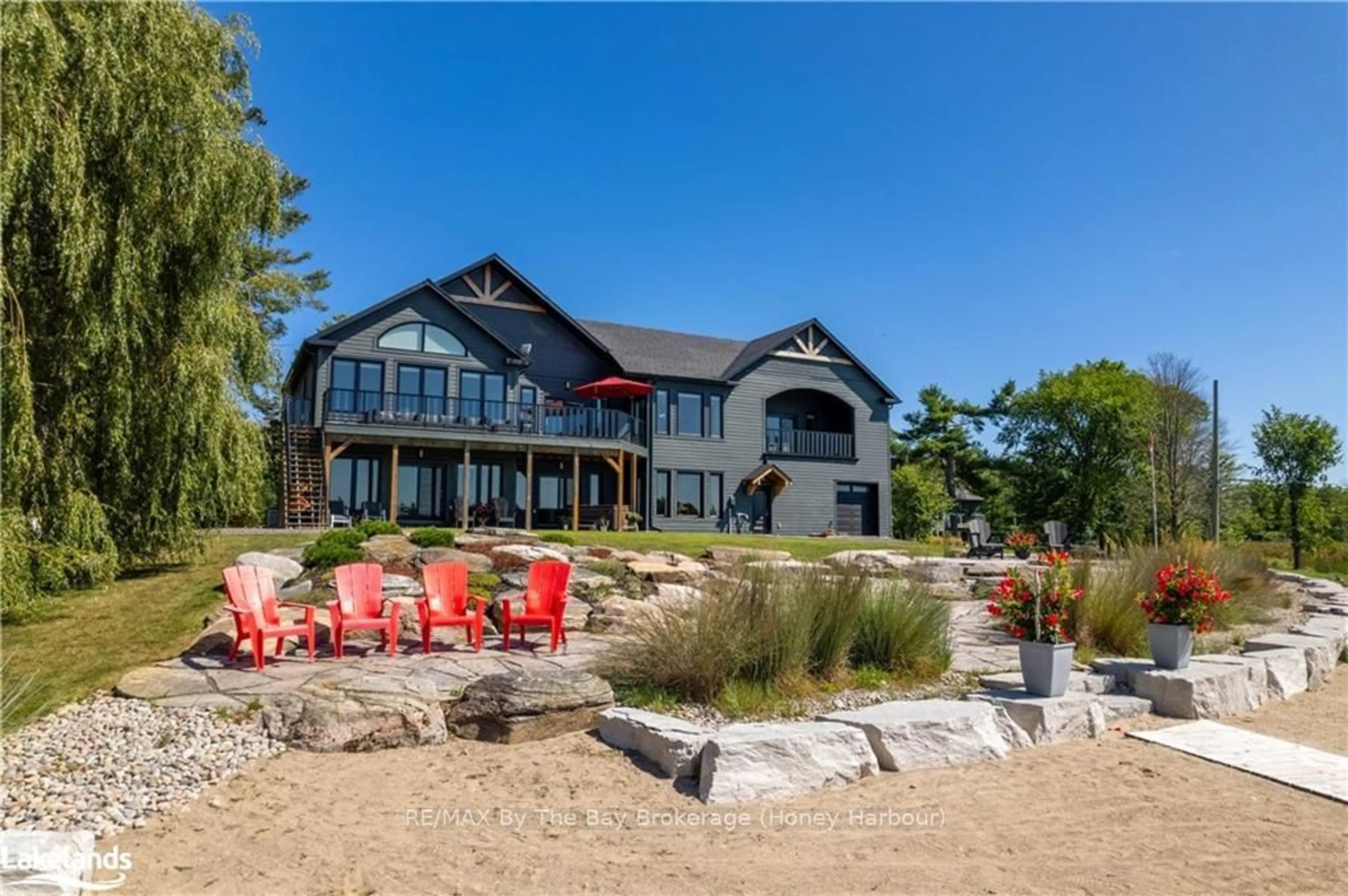 Frontside or backside of a home, cottage for 164 PRISQUE Rd, Georgian Bay Ontario P0E 1E0