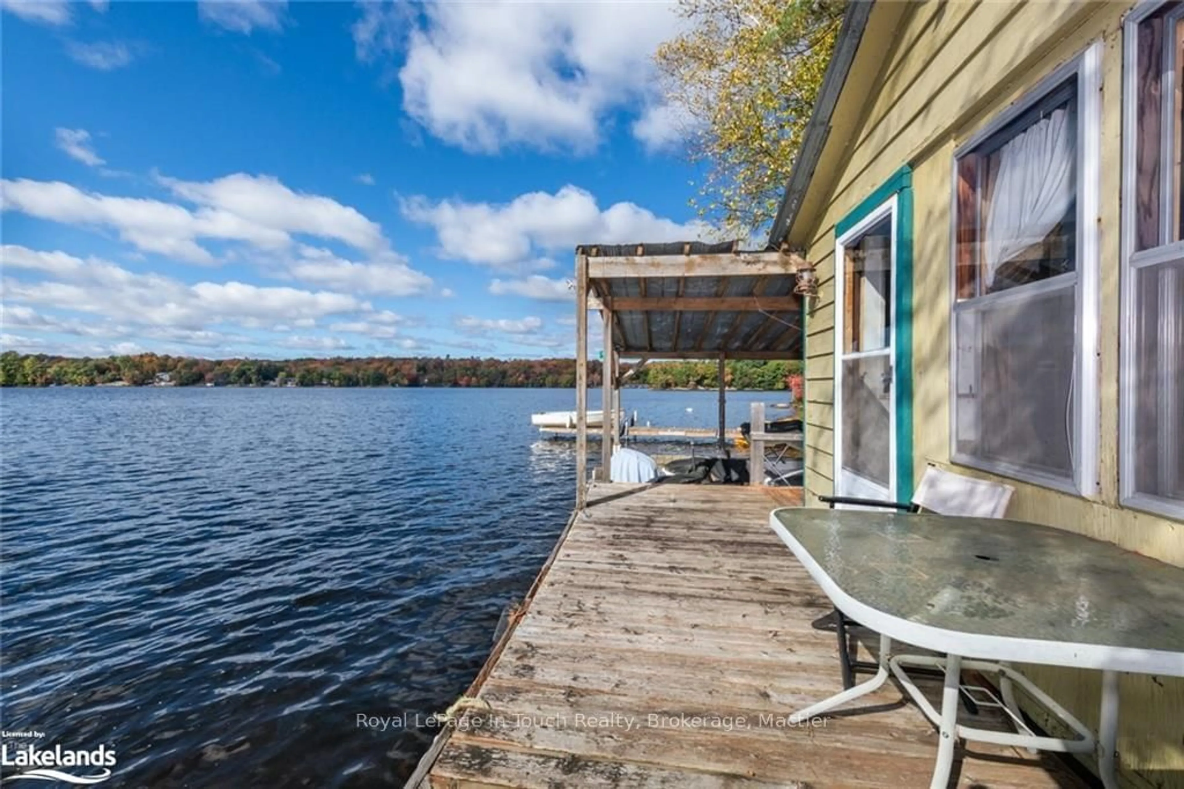 Patio, cottage for 18 HEALEY LAKE, The Archipelago Ontario P0C 1H0