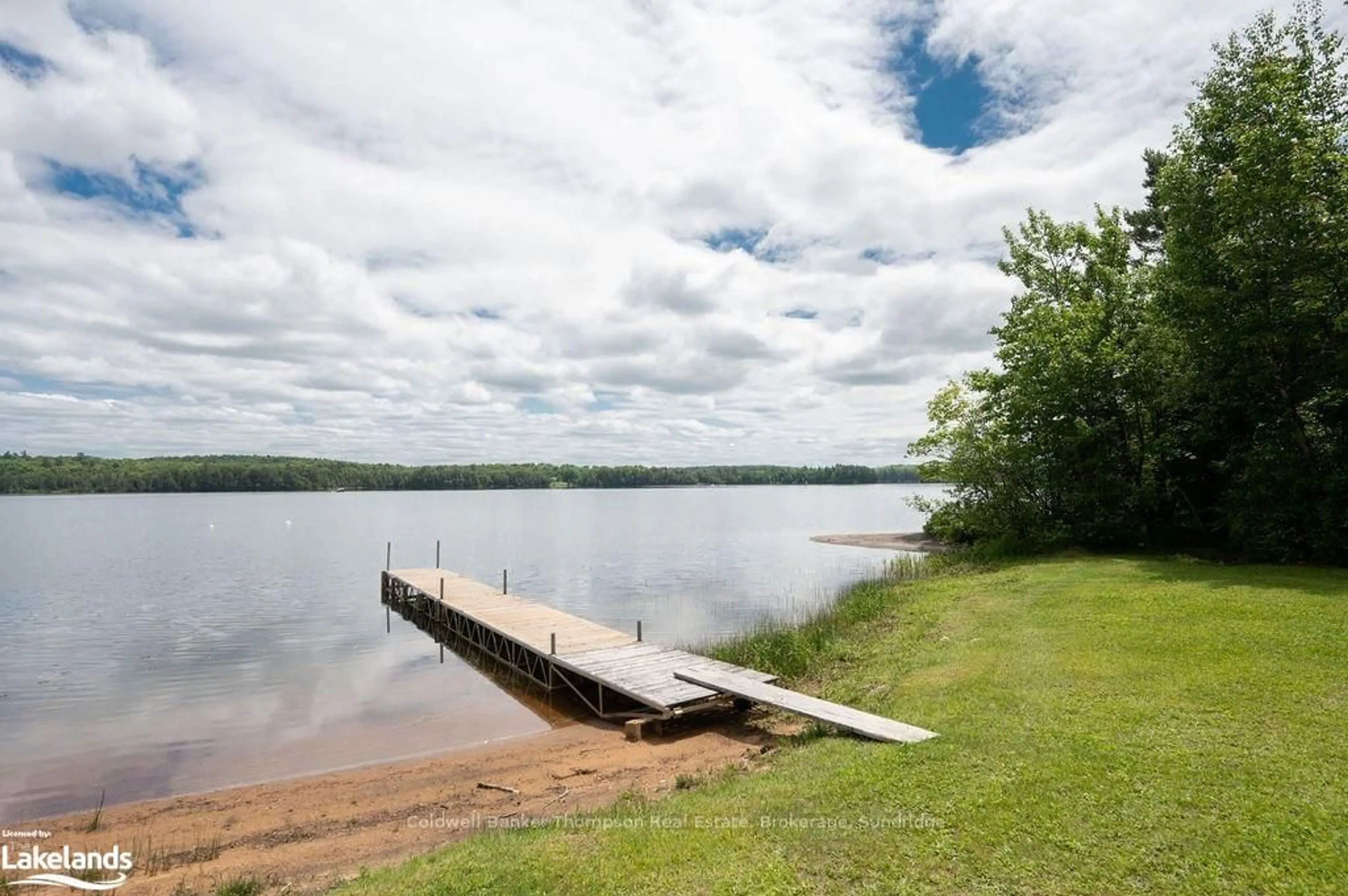 Patio, the view of lake or river for 73 MERRIPARK Dr, Machar Ontario P0A 1X0