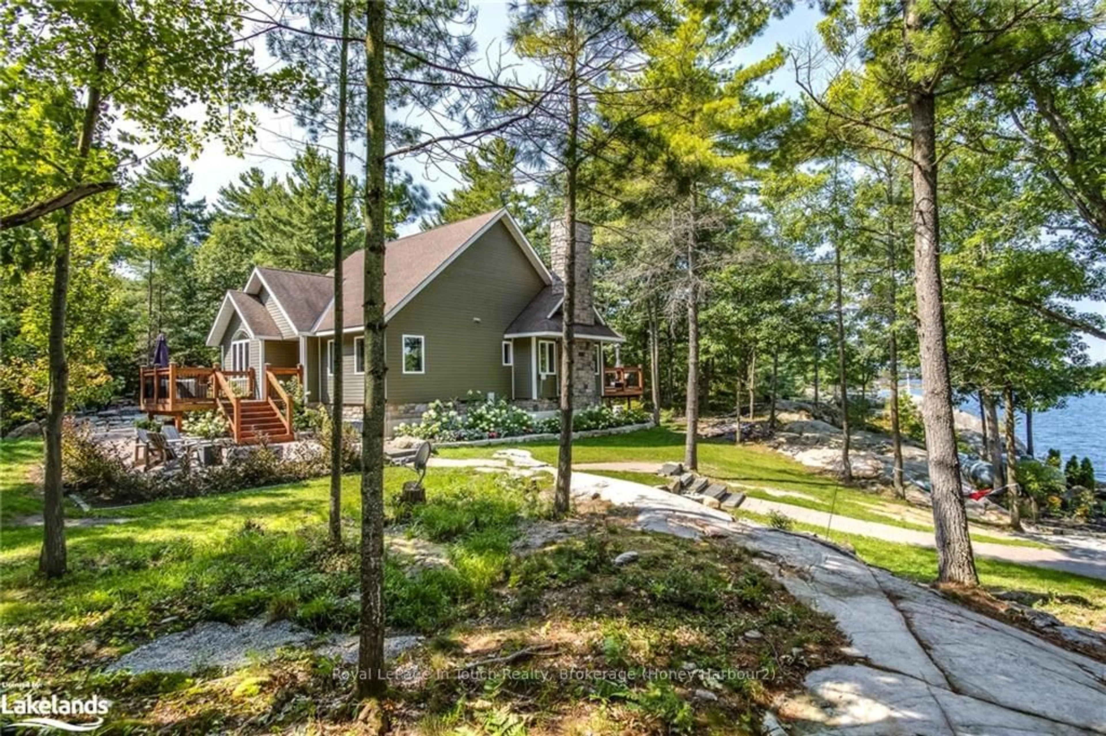 A pic from exterior of the house or condo, cottage for 100 630 GEORGIAN BAY, Georgian Bay Ontario P0E 1E0