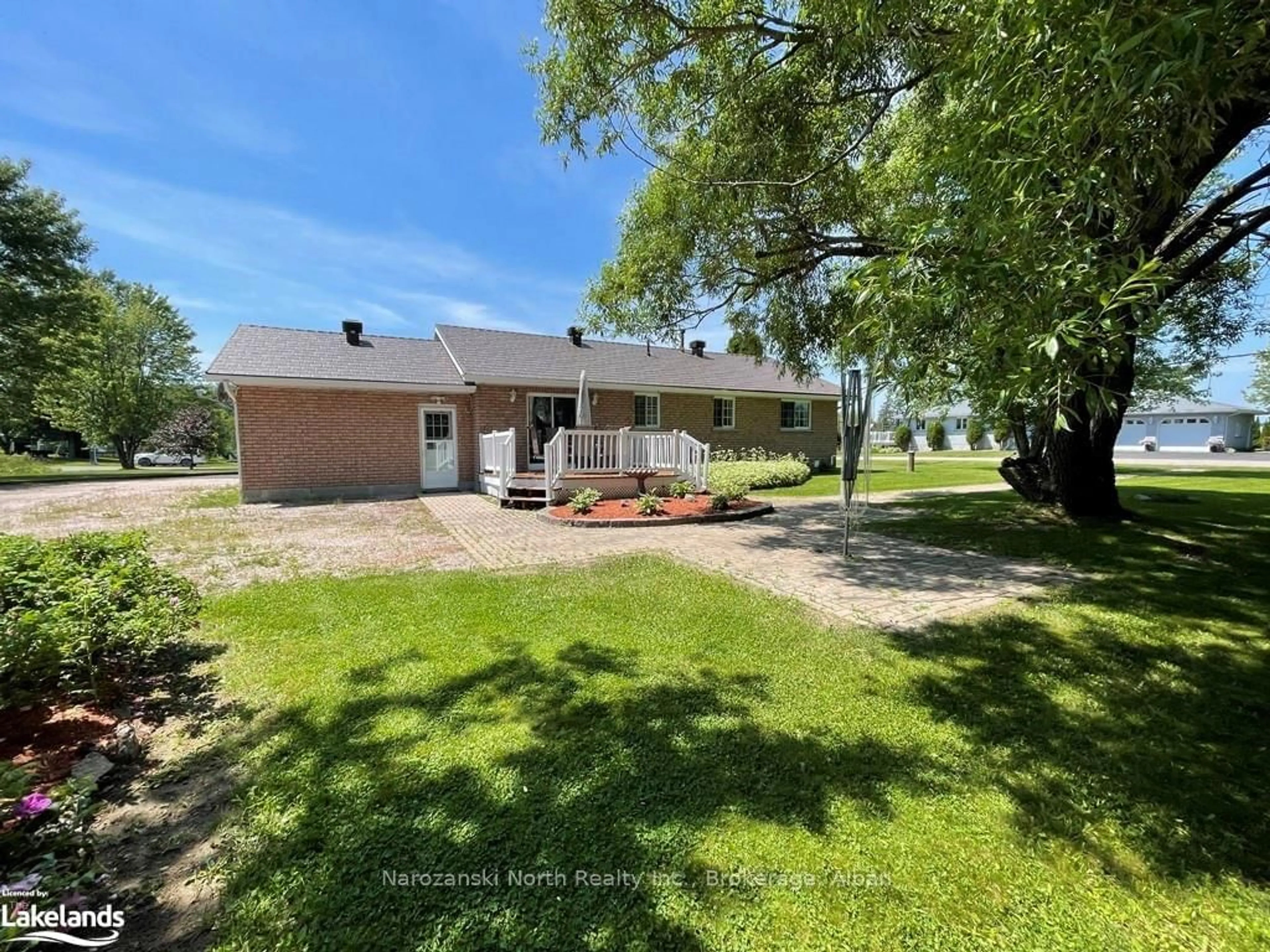 Frontside or backside of a home, cottage for 24 MONETVILLE Rd, French River Ontario P0M 2K0