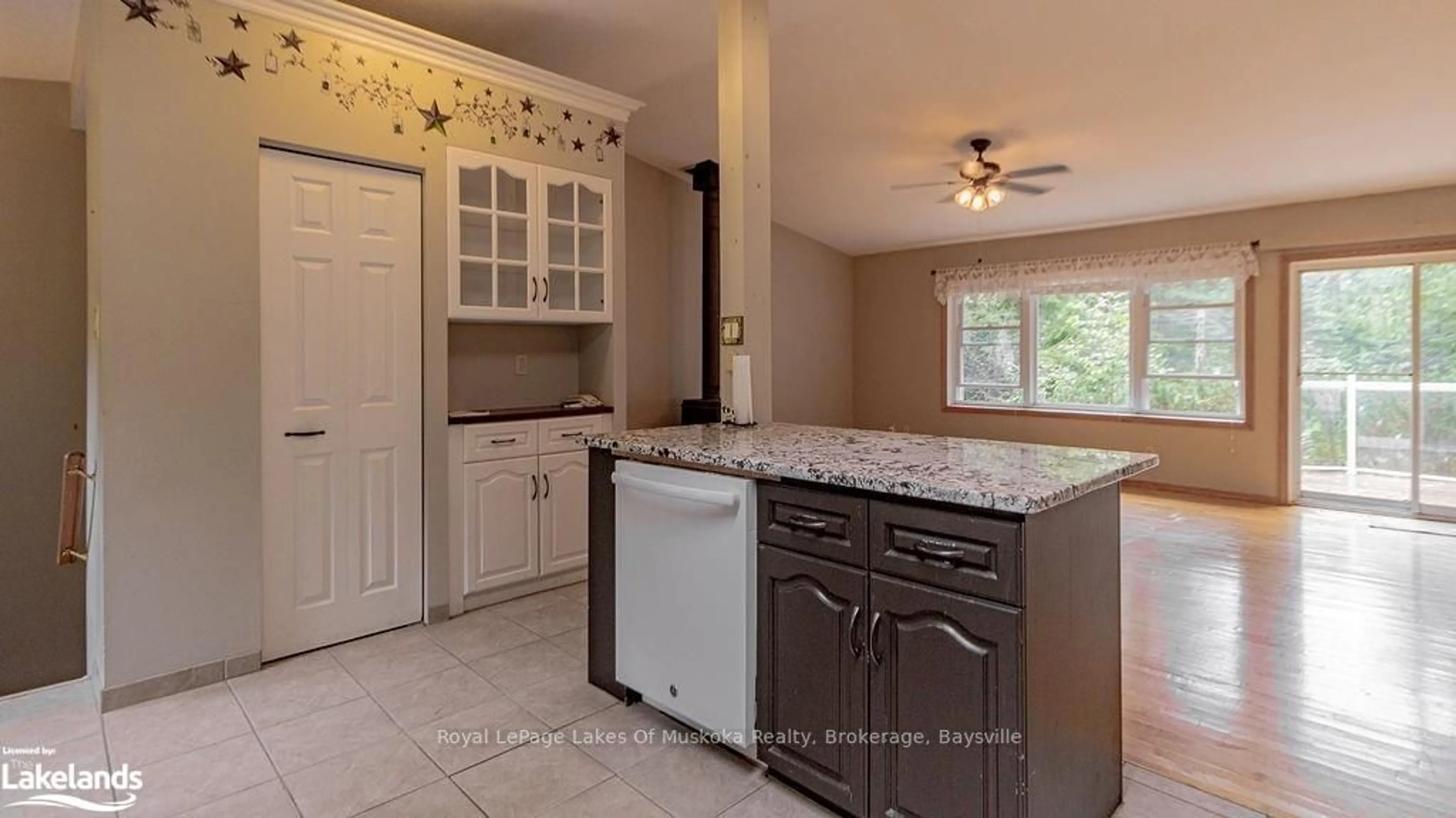 Open concept kitchen for 4244 MUSKOKA ROAD 117, Lake of Bays Ontario P0B 1A0