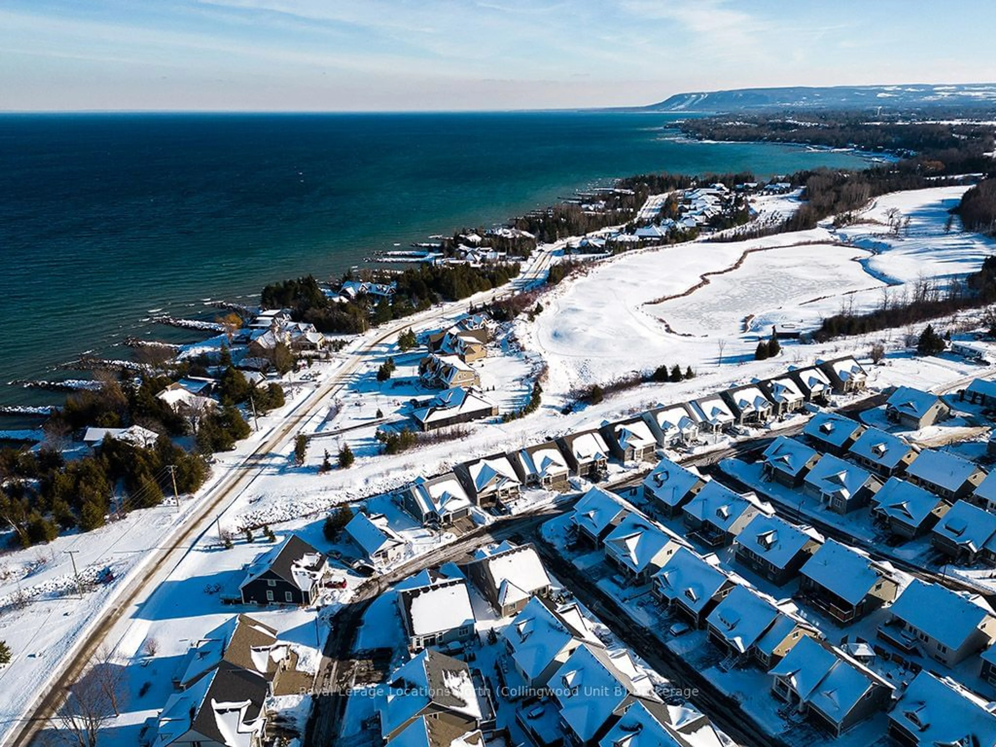 A pic from outside/outdoor area/front of a property/back of a property/a pic from drone, street for 112 ADMIRALS Tr, Blue Mountains Ontario N0H 2P0