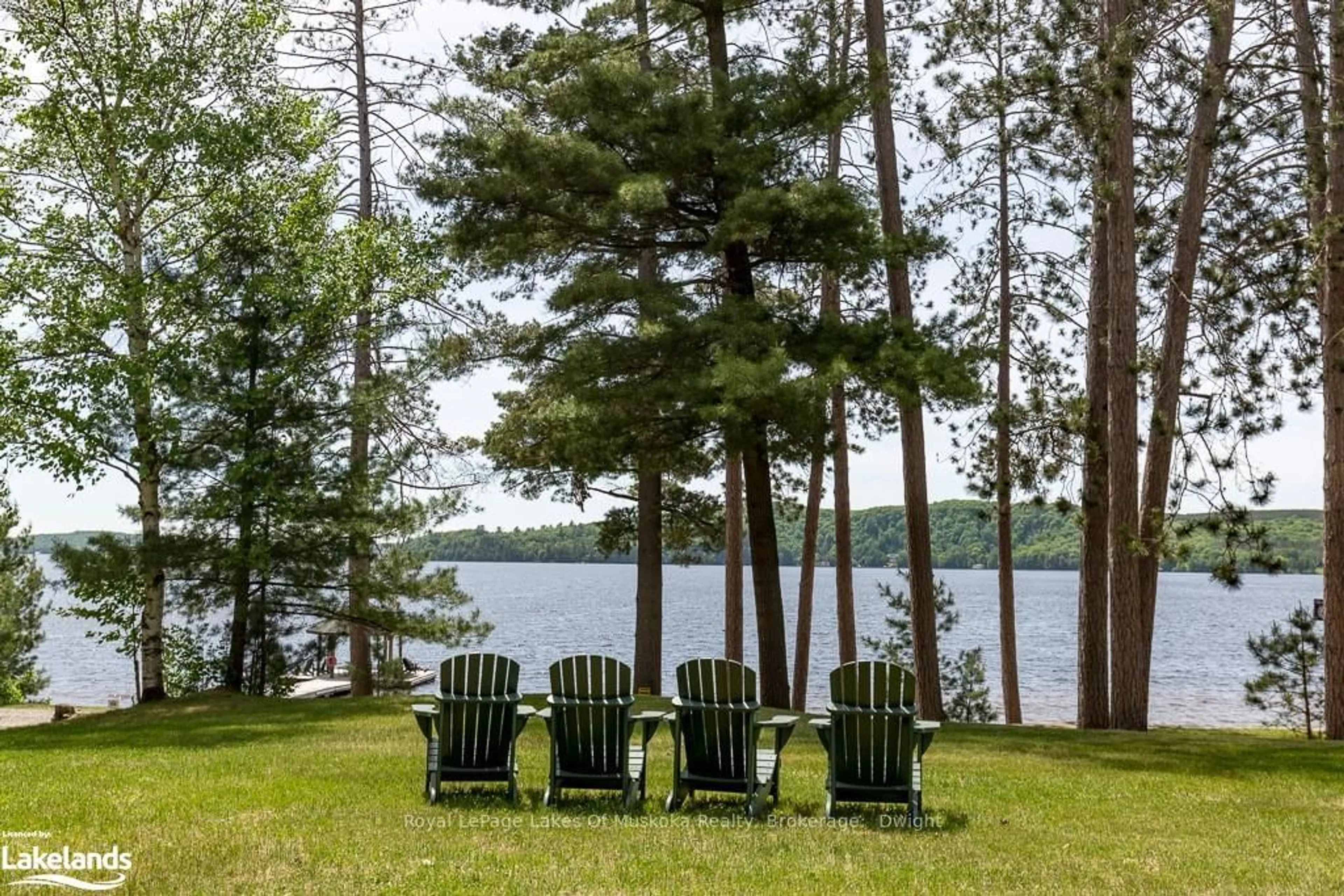 Patio, cottage for 1111 DWIGHT BEACH Rd #8 Fxd W, Lake of Bays Ontario P0A 1H0