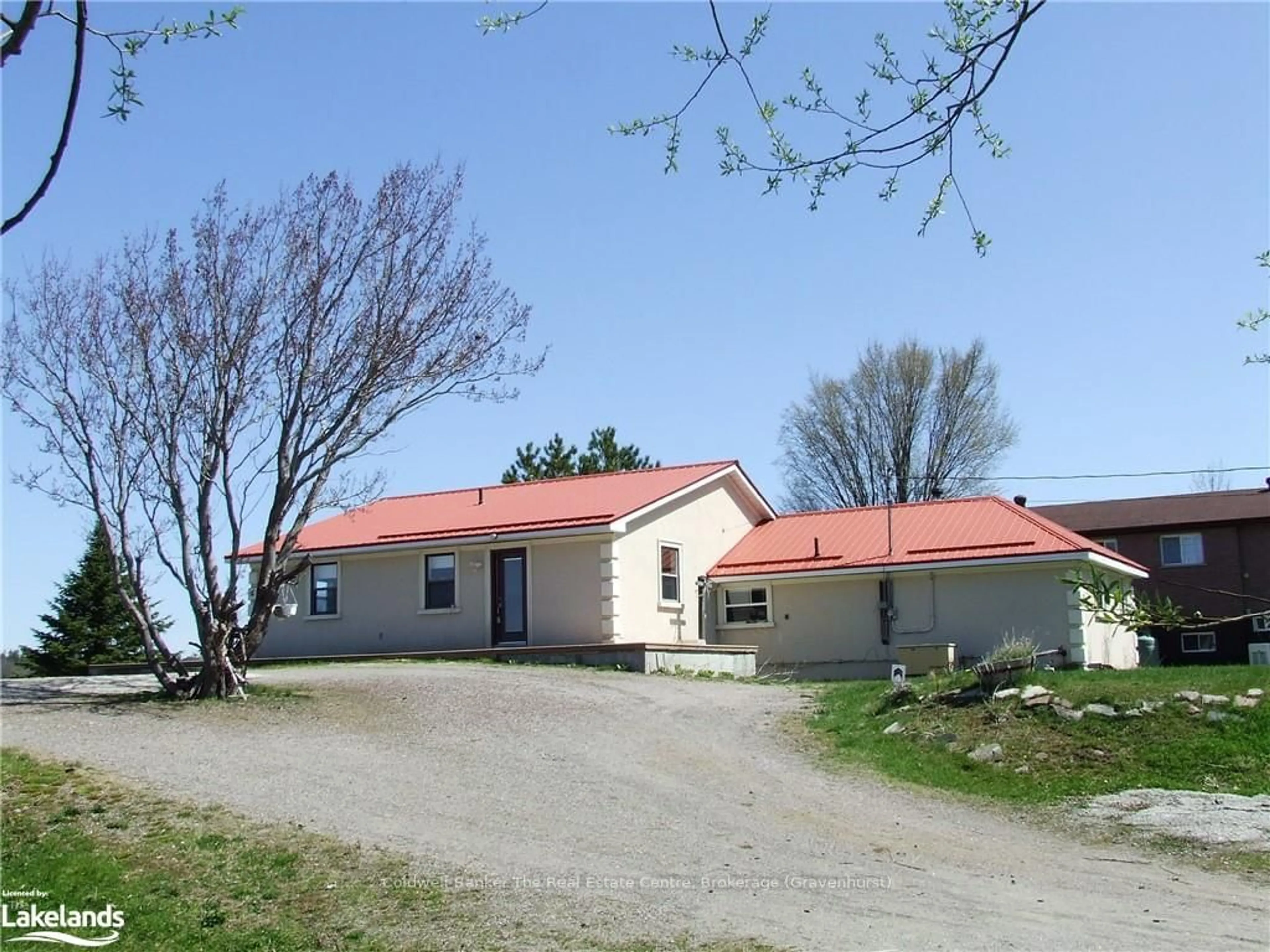 Frontside or backside of a home, cottage for 8 SHACKTOWN Rd Ontario P0B 1G0