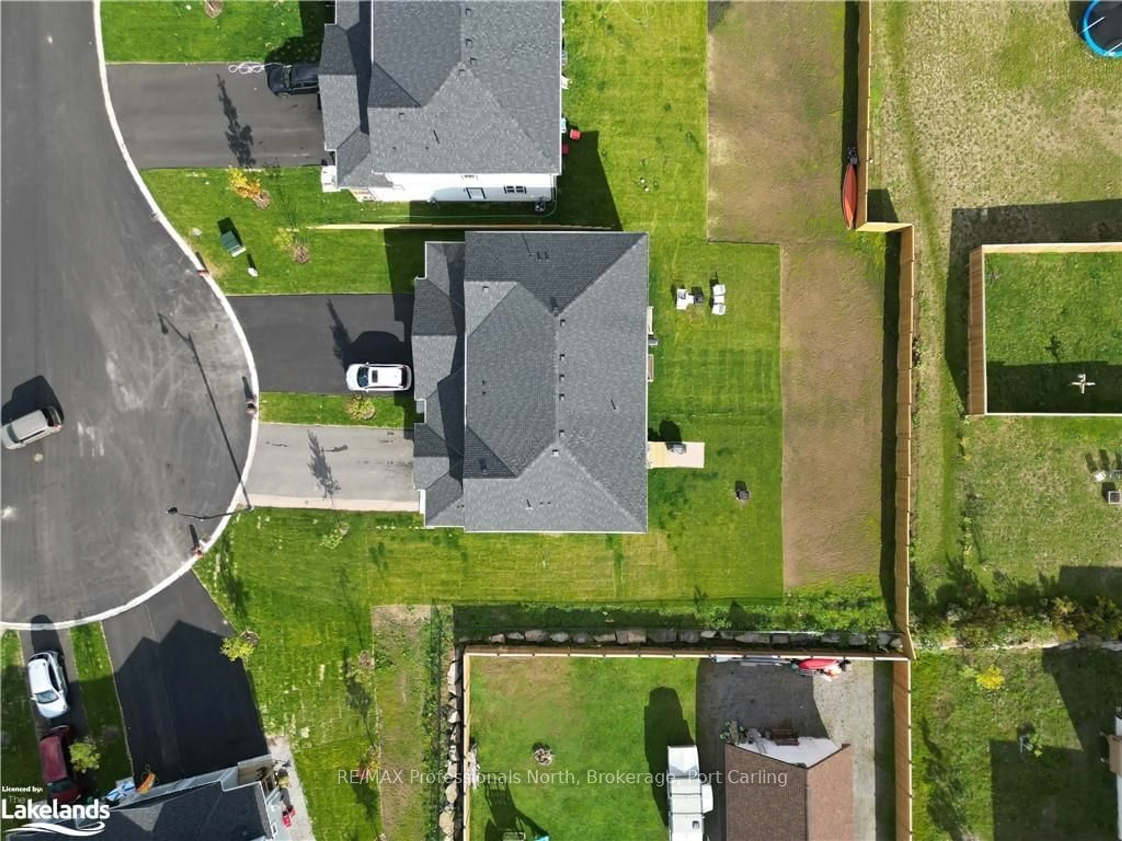 Frontside or backside of a home, the fenced backyard for 40 NICOLE PARK COURT, Bracebridge Ontario P1L 0C8