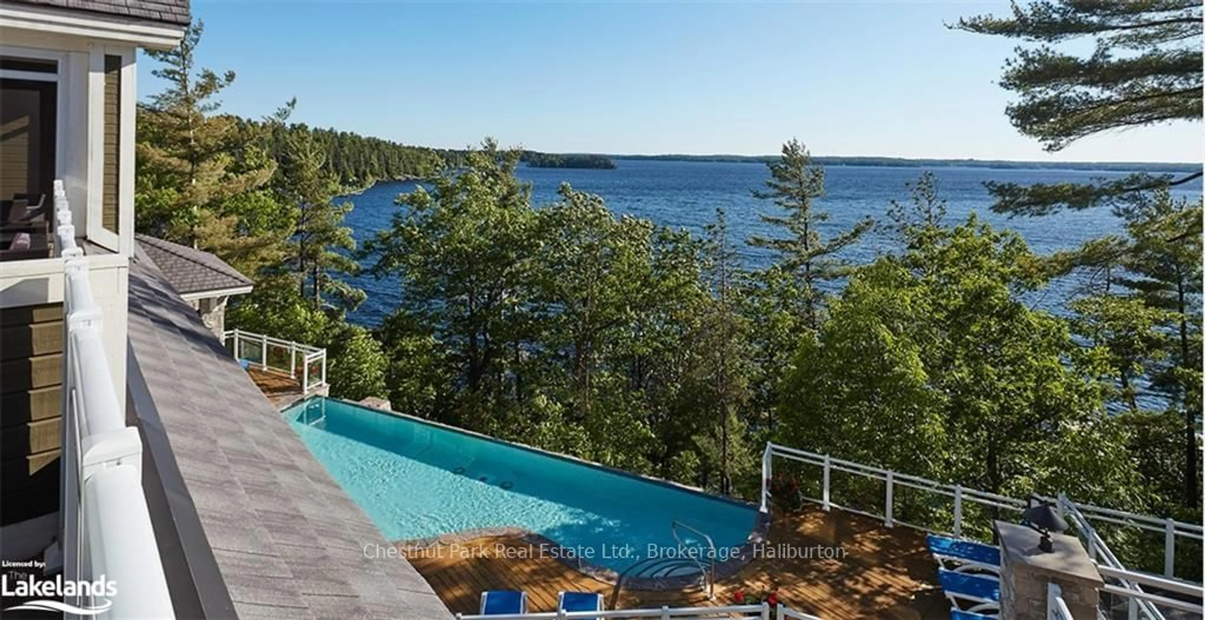 Indoor or outdoor pool for 1869 MUSKOKA DISTRICT ROAD 118 WEST #4, Muskoka Lakes Ontario P1L 1W8