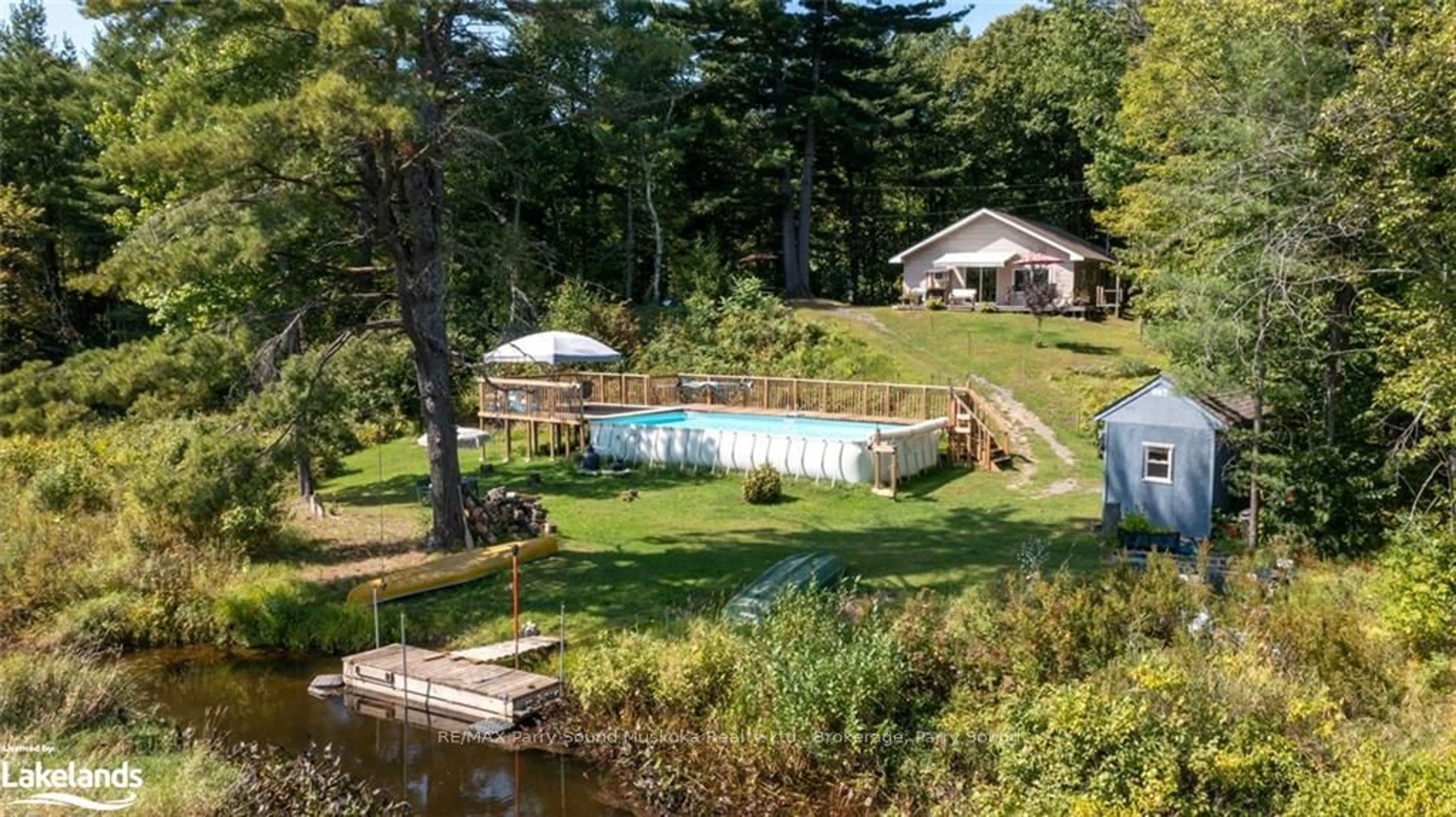 Indoor or outdoor pool for 7 BLACKSTONE LAKE Rd, The Archipelago Ontario P2A 2W8