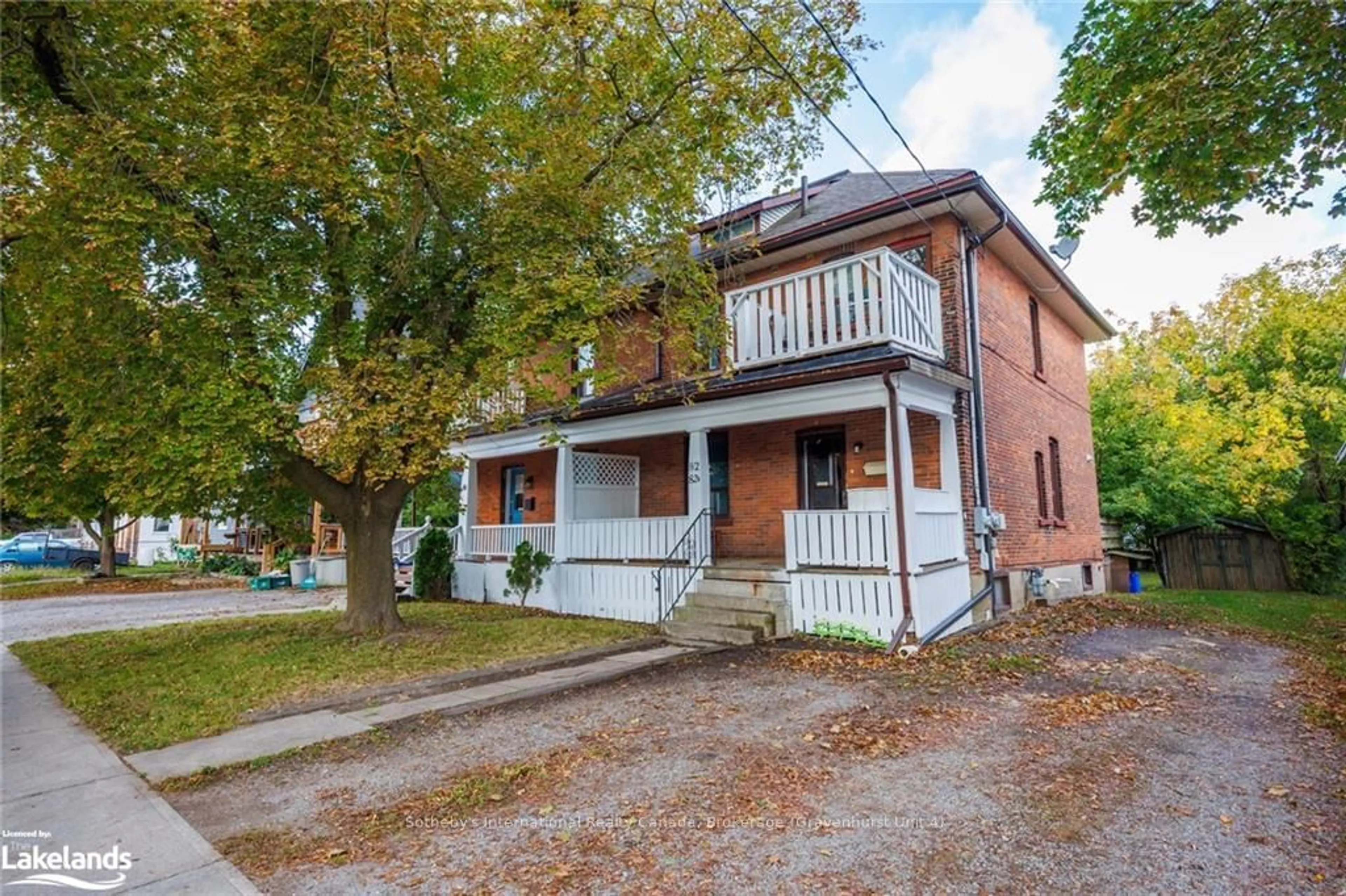 A pic from exterior of the house or condo, the street view for 82 DURHAM St, Kawartha Lakes Ontario K9V 2P9