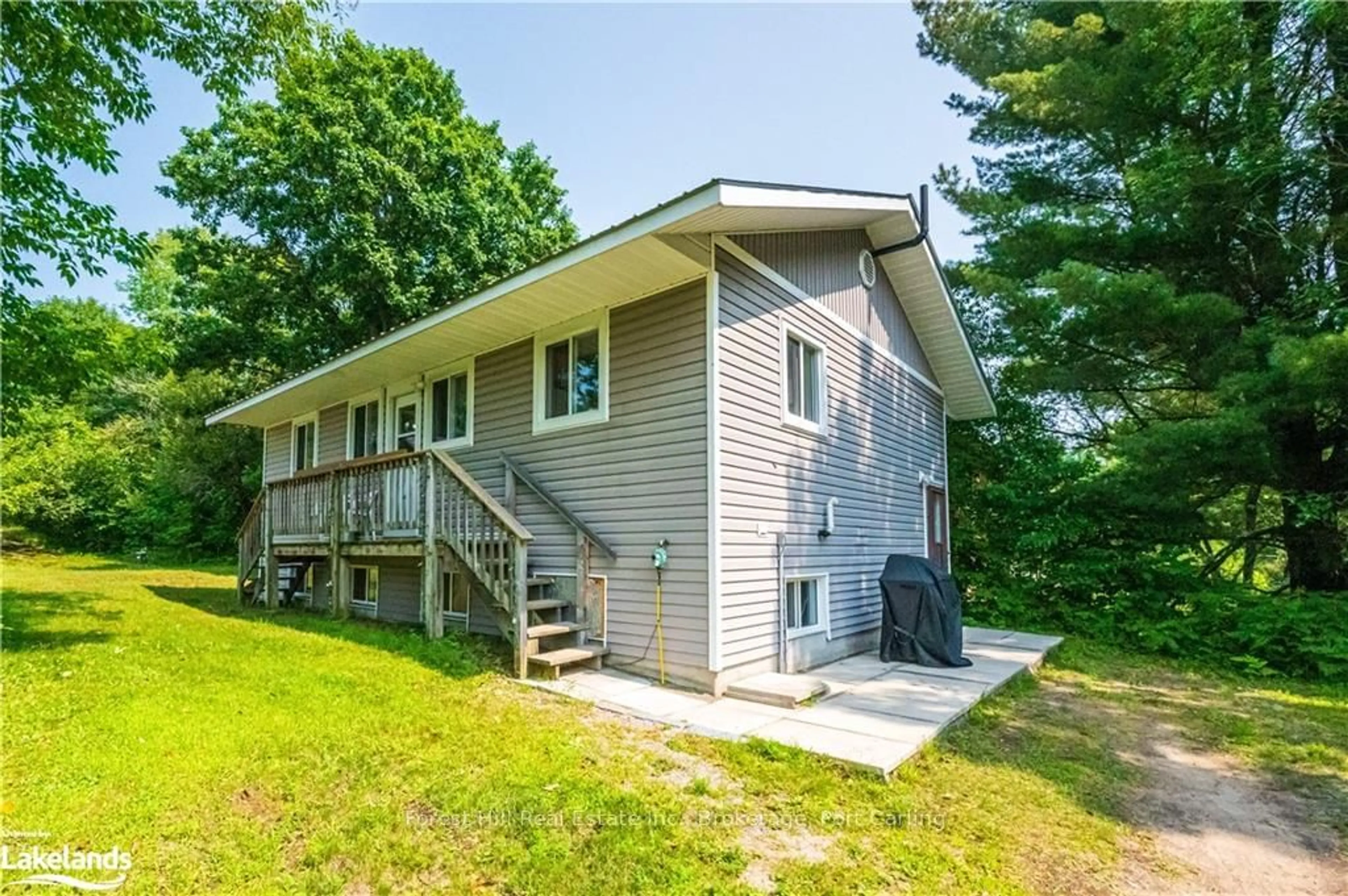 A pic from exterior of the house or condo, cottage for 1007 EMILYS Lane, Muskoka Lakes Ontario P0B 1E0