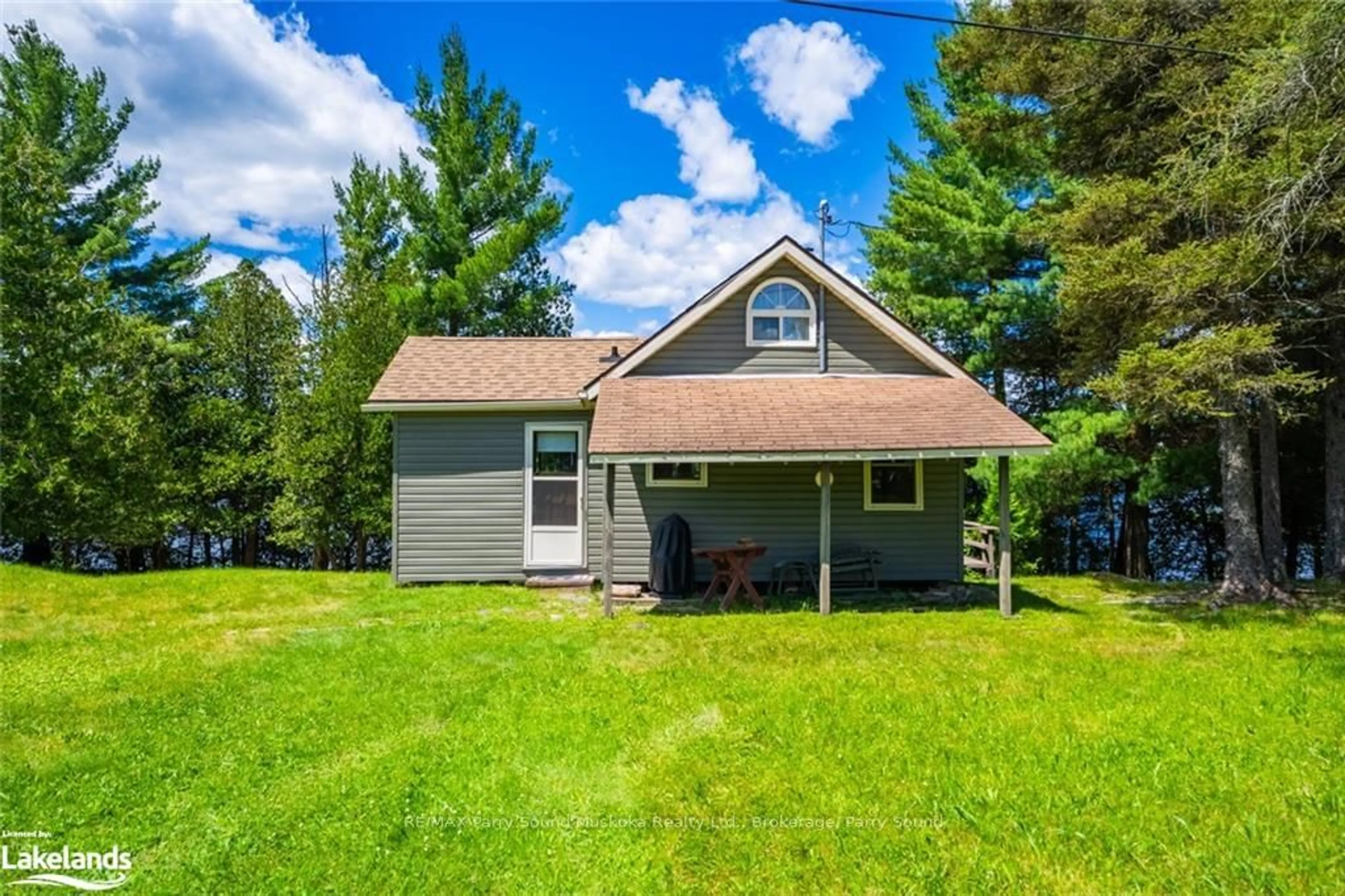 Frontside or backside of a home, cottage for 15 MINNOW LANE, Whitestone Ontario P0A 1G0