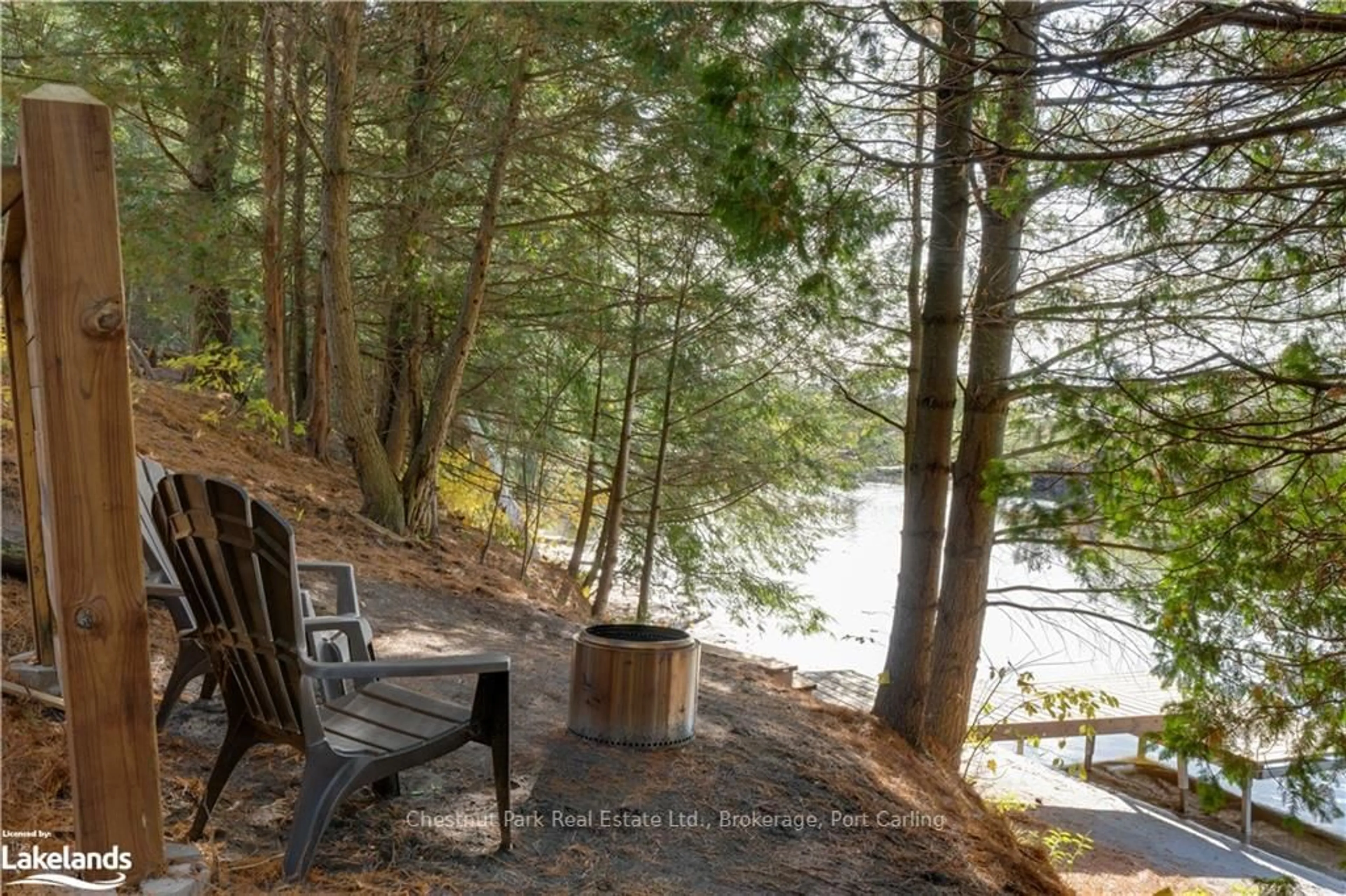 Patio, the view of lake or river for 39 SOUTHBANK Dr #7, Bracebridge Ontario P1L 1G2