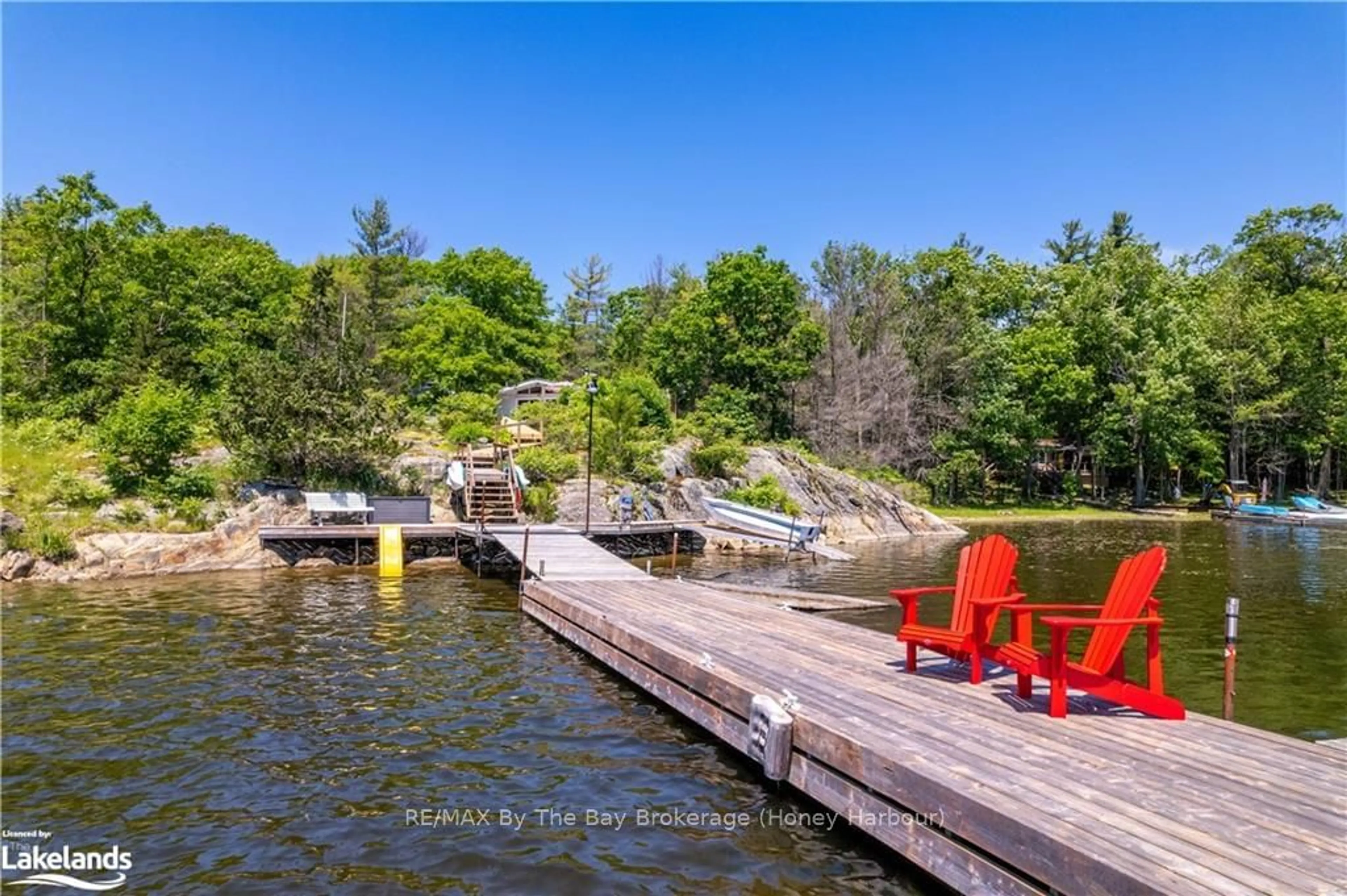 Patio, cottage for 6932 ISLAND 1810 / BONE, Georgian Bay Ontario P0E 1E0