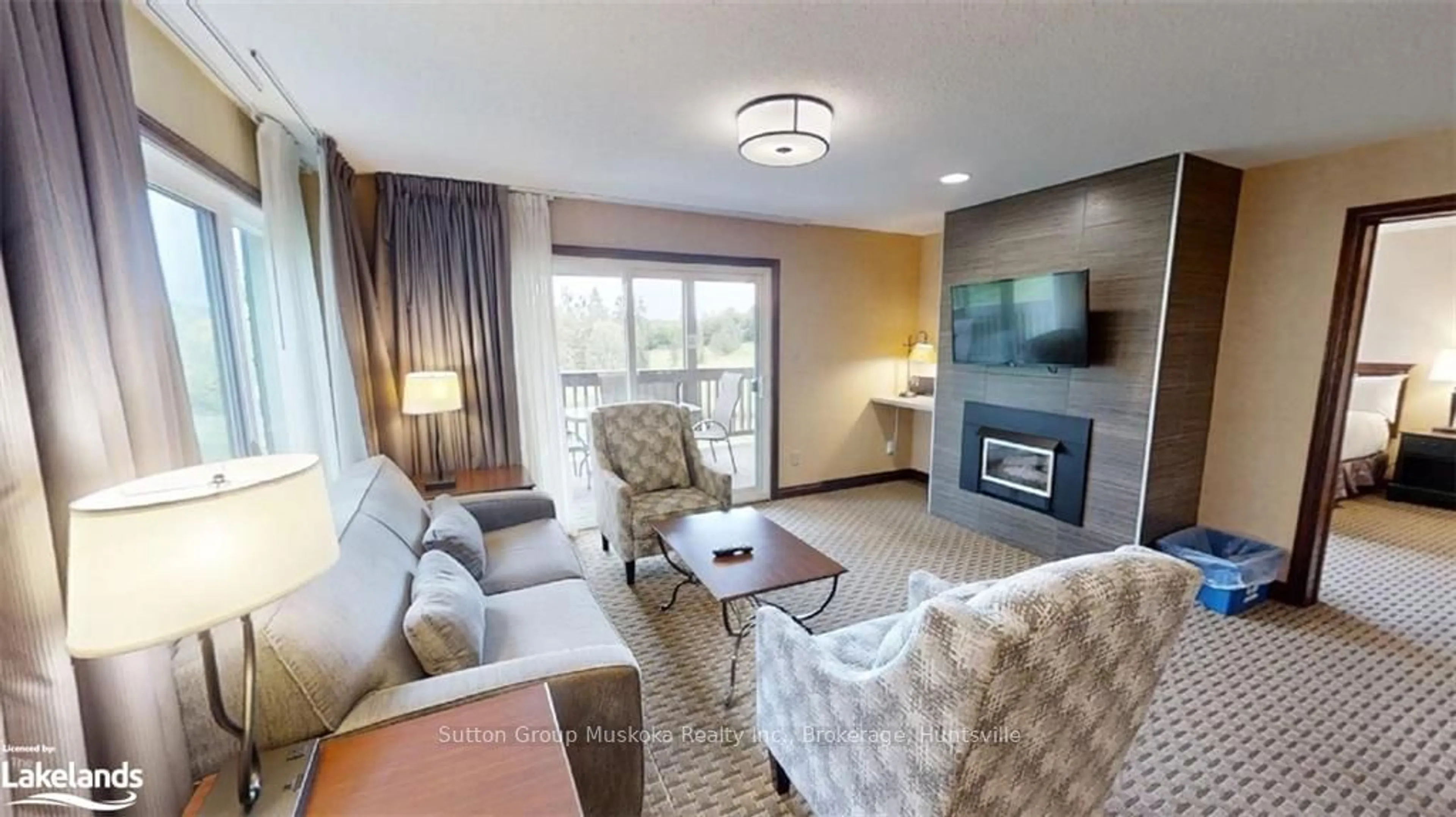 Living room, wood floors for 1235 DEERHURST - GREENS Dr #31-101, Huntsville Ontario P1H 2A8