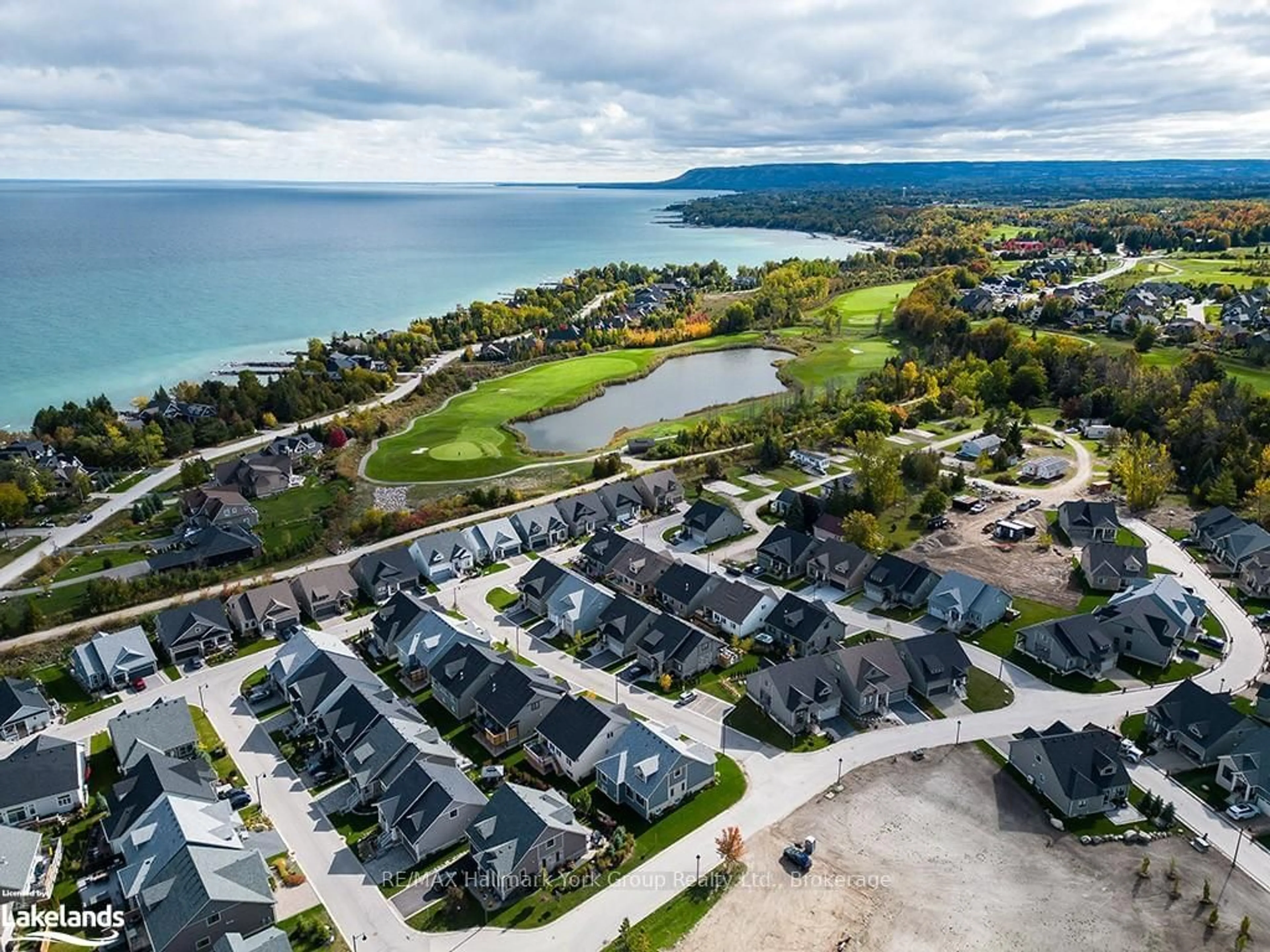 A pic from exterior of the house or condo, lake for 101 CLIPPERS Lane, Blue Mountains Ontario N0H 2P0