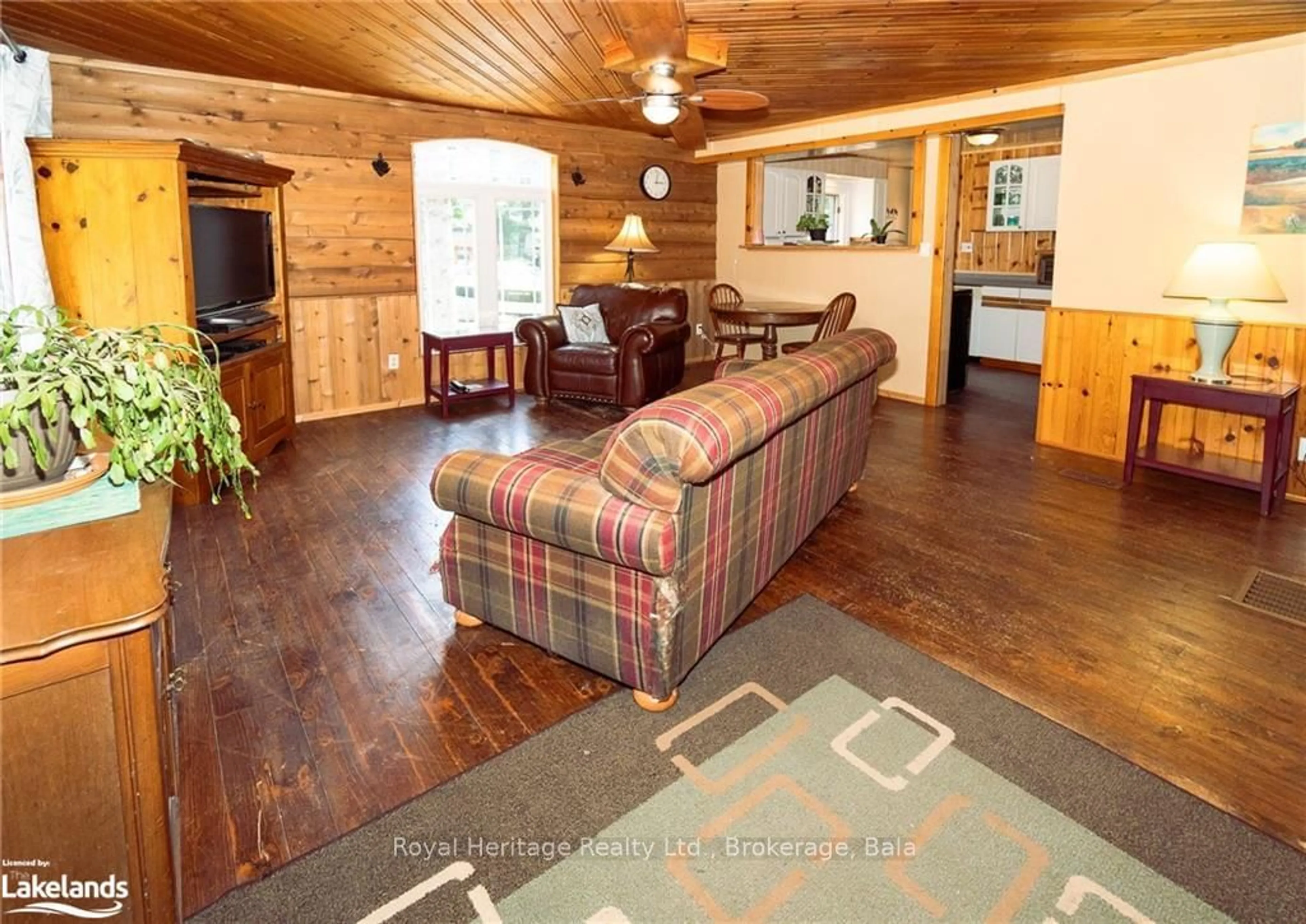 Living room, wood floors for 15591 35, Algonquin Highlands Ontario K0M 2K0