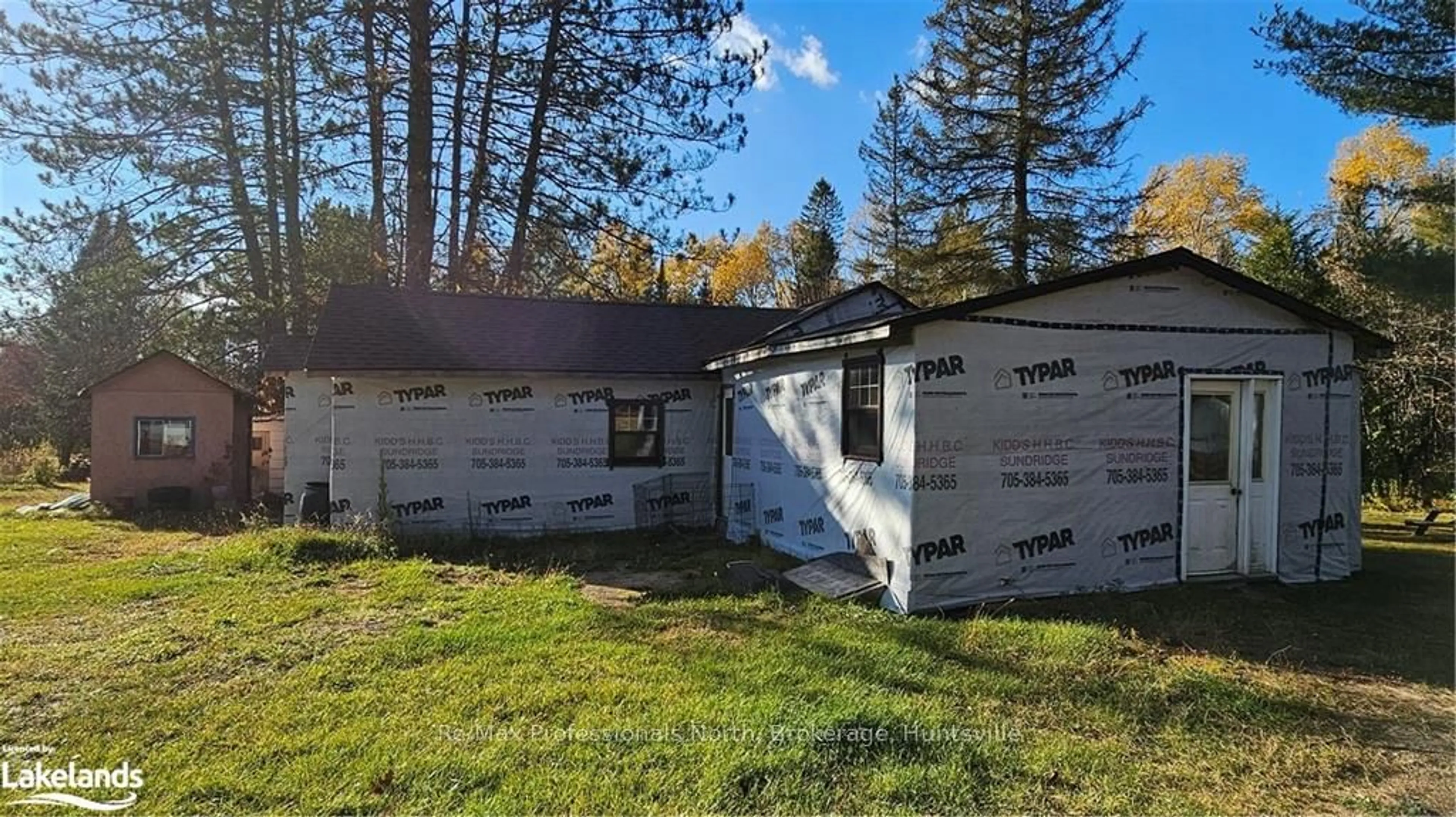 Home with vinyl exterior material for 158 WHITE PINE Dr, Machar Ontario P0A 1X0