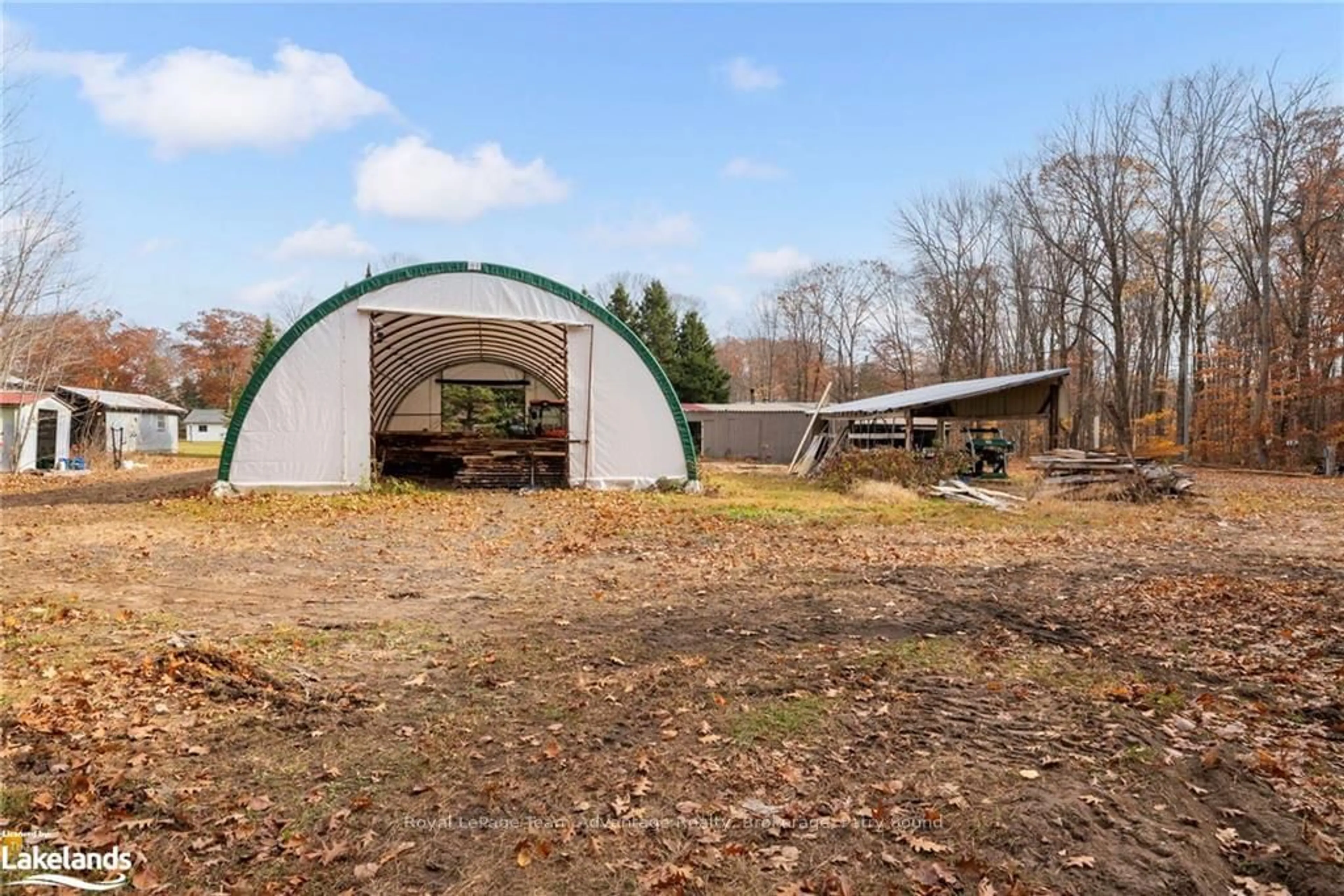 Shed for 18 SANDY PLAINS Rd, Seguin Ontario P2A 2W8