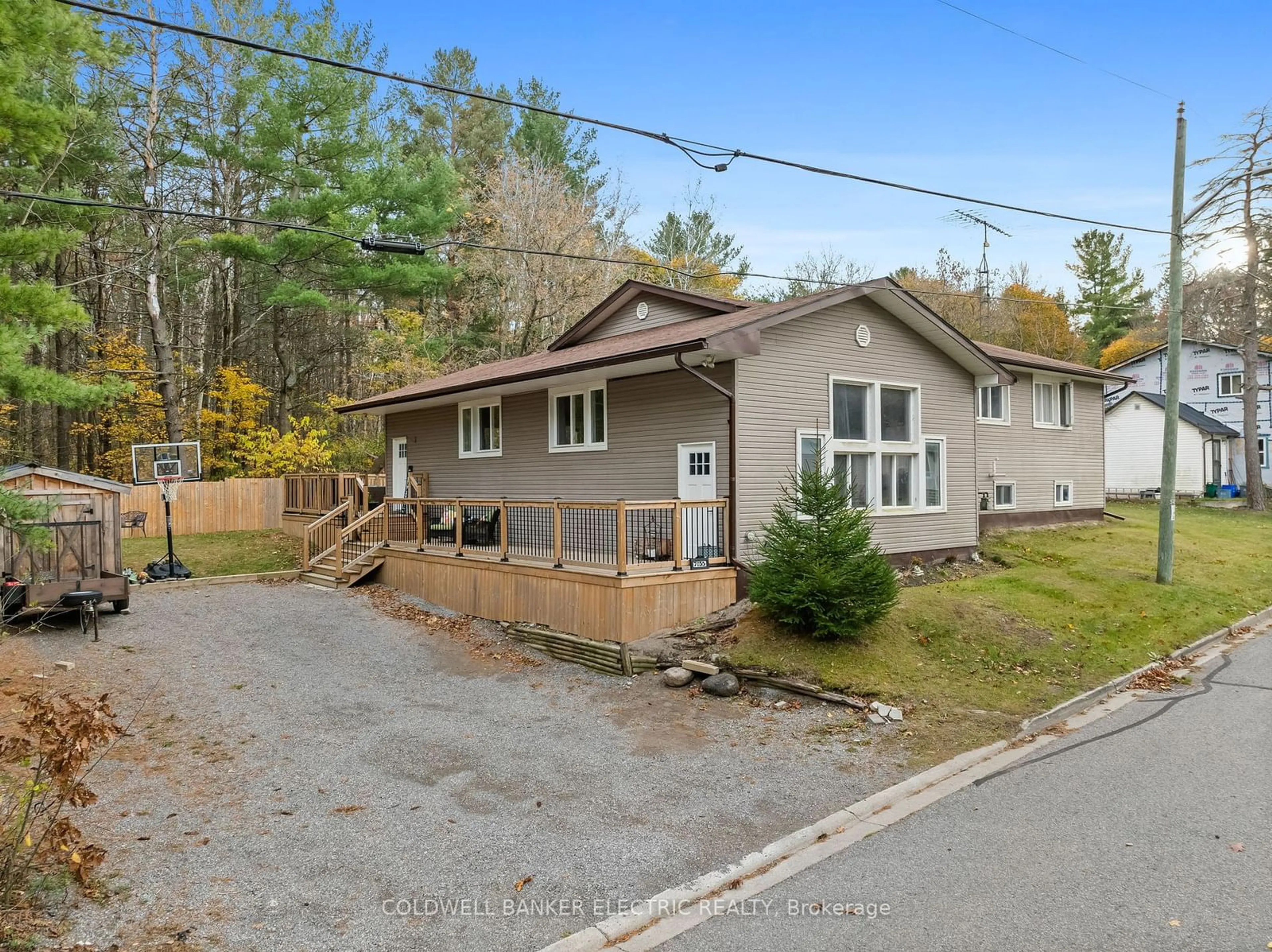 Frontside or backside of a home, cottage for 7055 Hunter St, Hamilton Township Ontario K0L 1E0