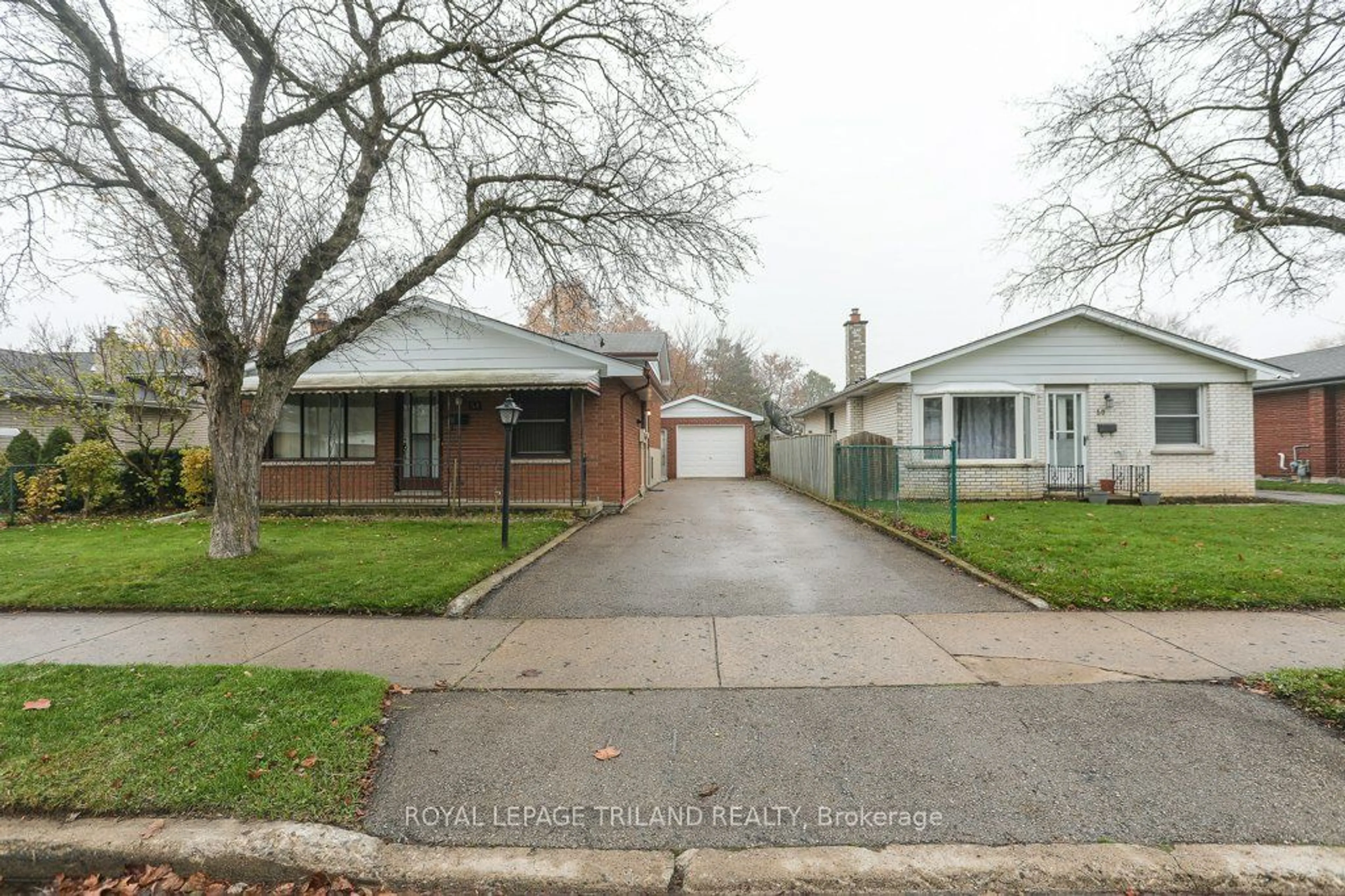 Frontside or backside of a home, the street view for 54 Wexford Ave, London Ontario N5V 1L9