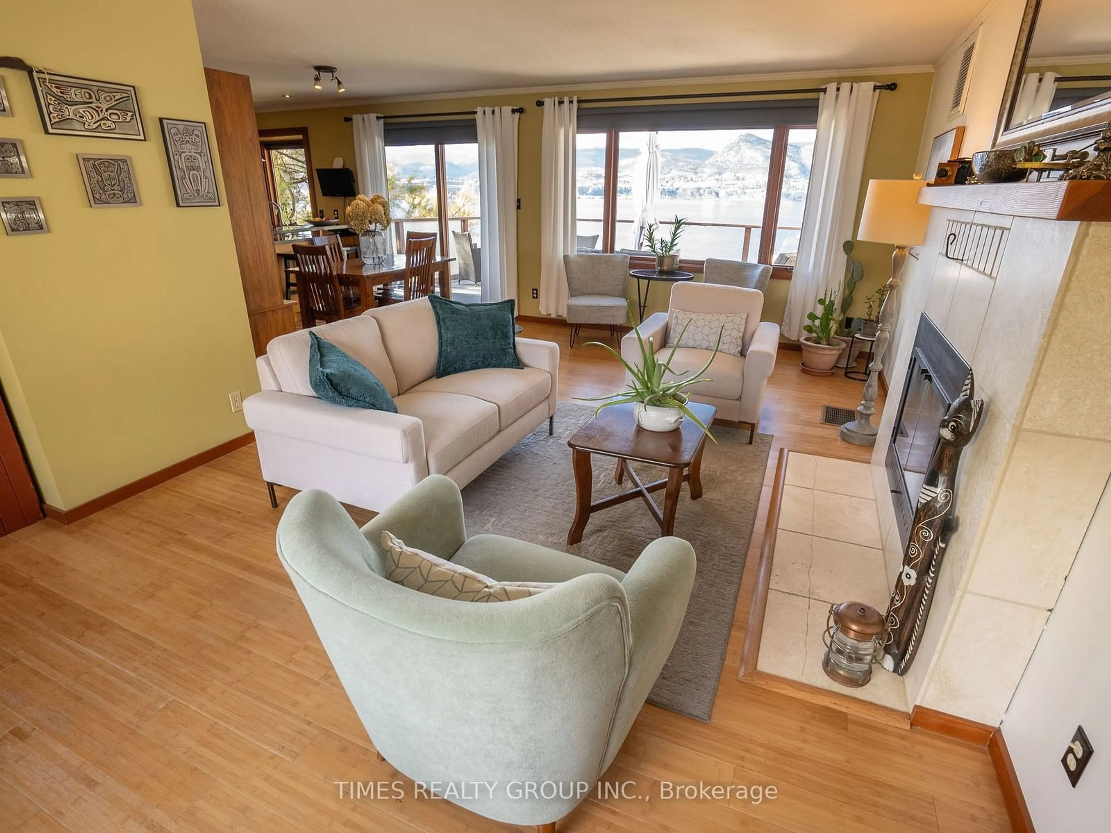 Living room, wood floors for 3121 Hayman Rd, Out of Area British Columbia V0H 1N1