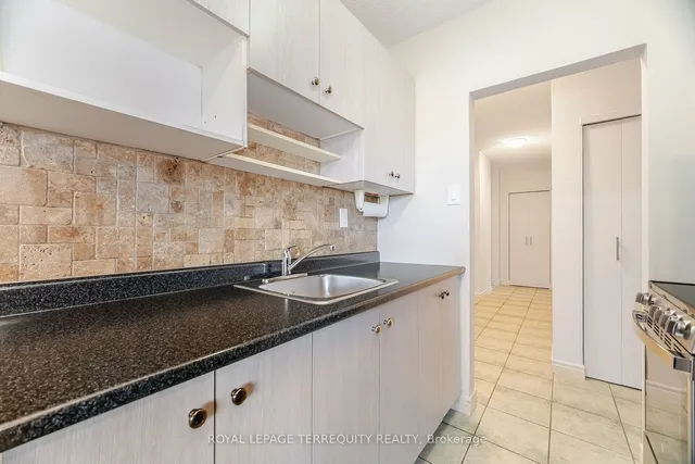 Additional property image - 81 Charlton Ave Unit 101
