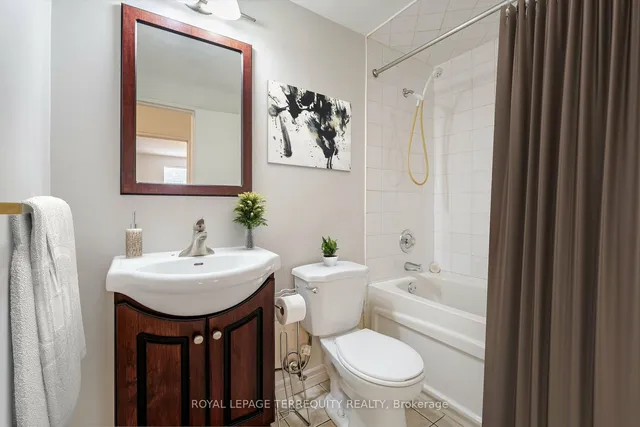 Additional property image - 81 Charlton Ave Unit 101