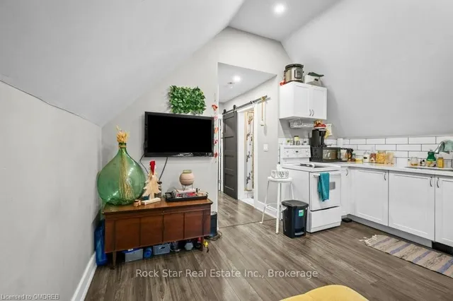 Additional property image - 191 WENTWORTH St