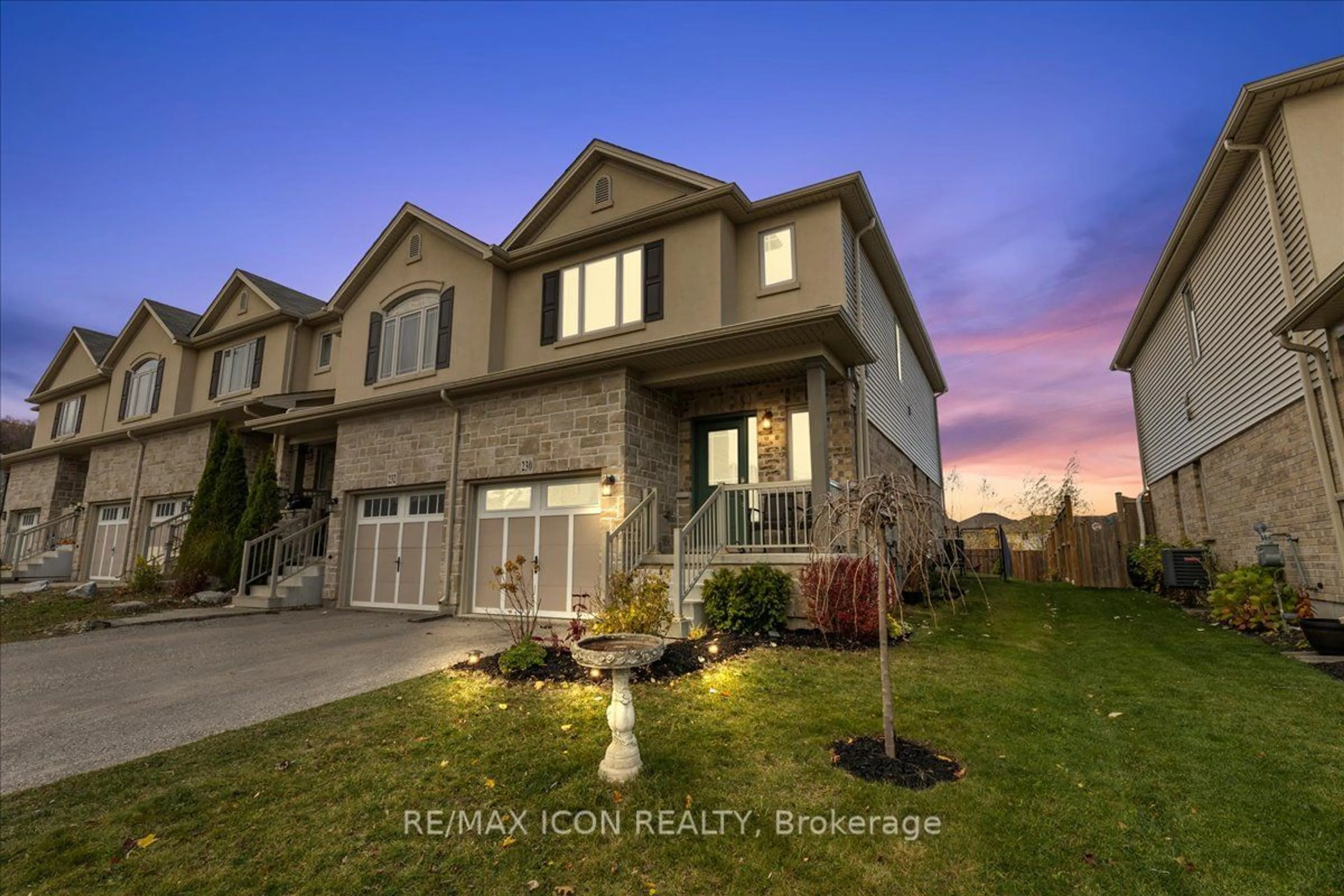 Frontside or backside of a home, cottage for 230 Greenwater Pl, Kitchener Ontario N2R 0G9