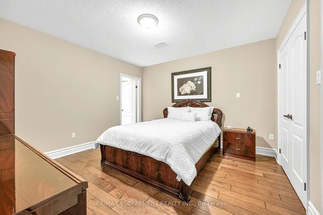 Additional property image - 15 Silver Maple Dr