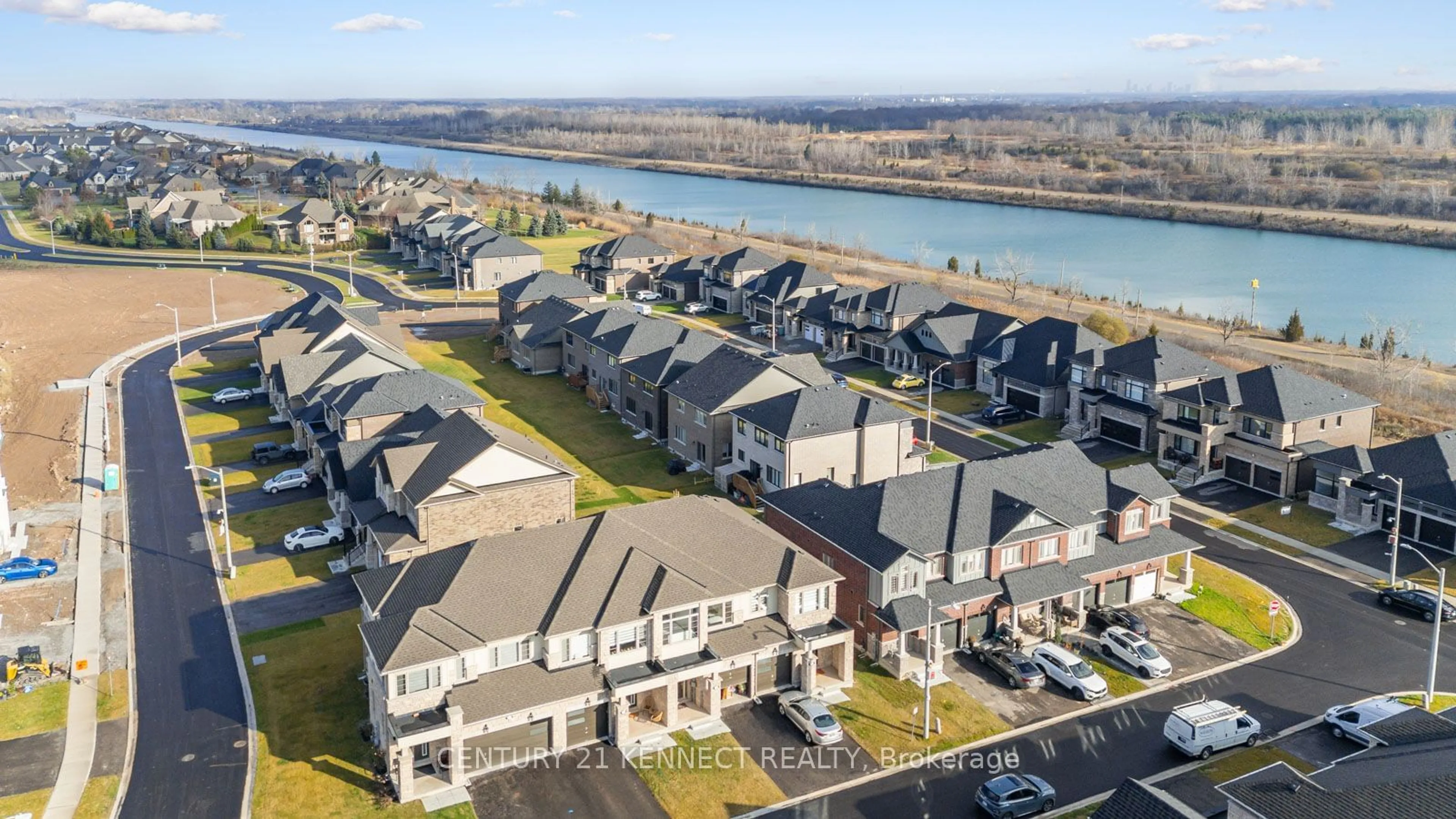 A pic from exterior of the house or condo, the view of lake or river for 28 Admiral Rd, Welland Ontario L3B 0H3